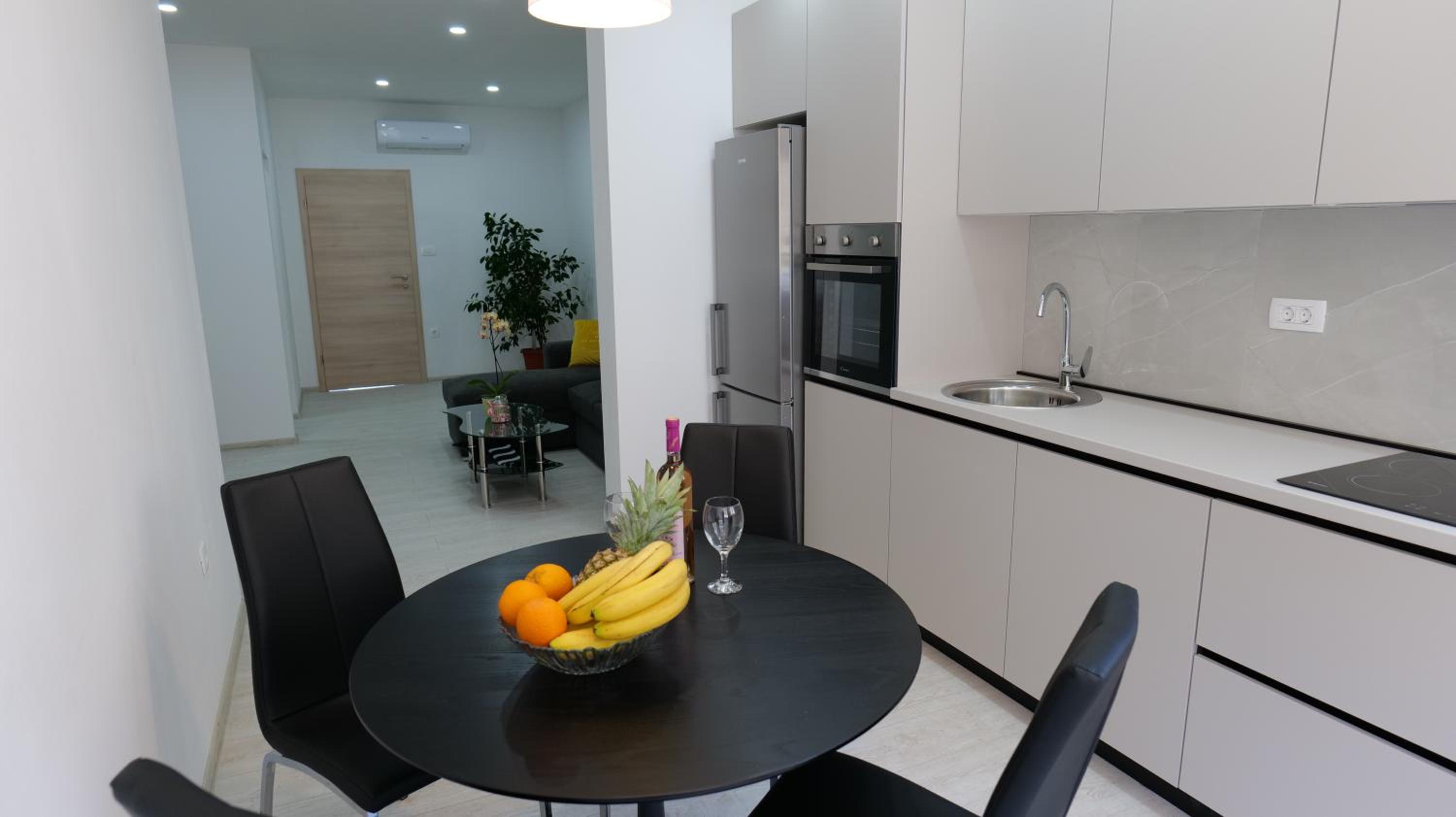 Apartmani Miki view 2