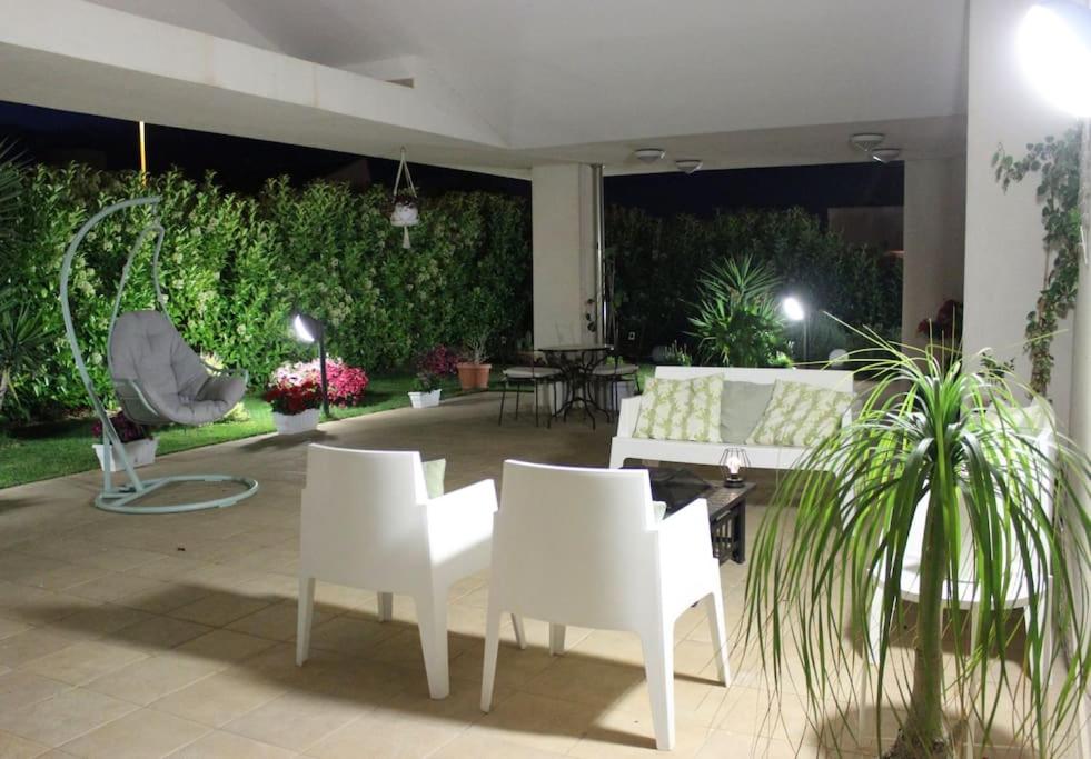 Villa Marea - Relax & Pool view 4