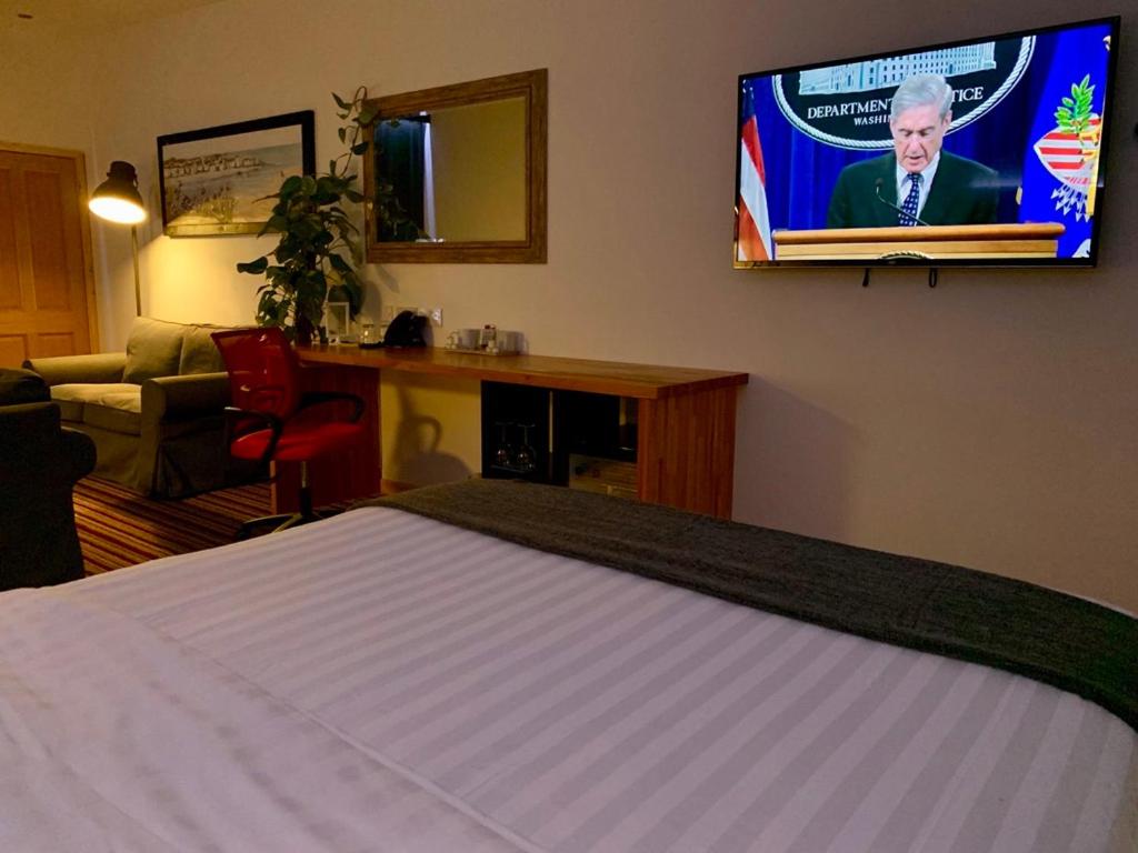 hotel room