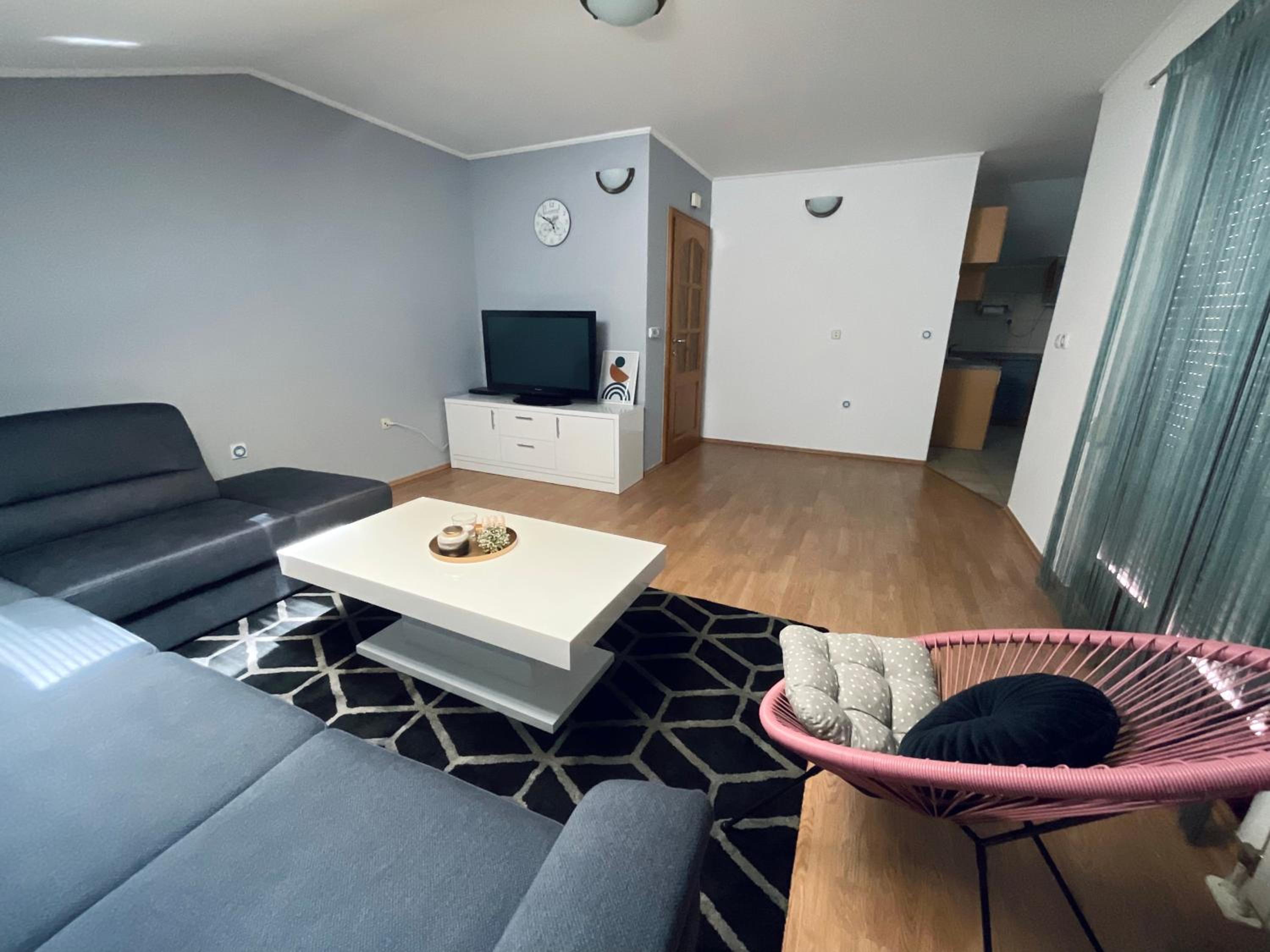Apartment Camellia - main view