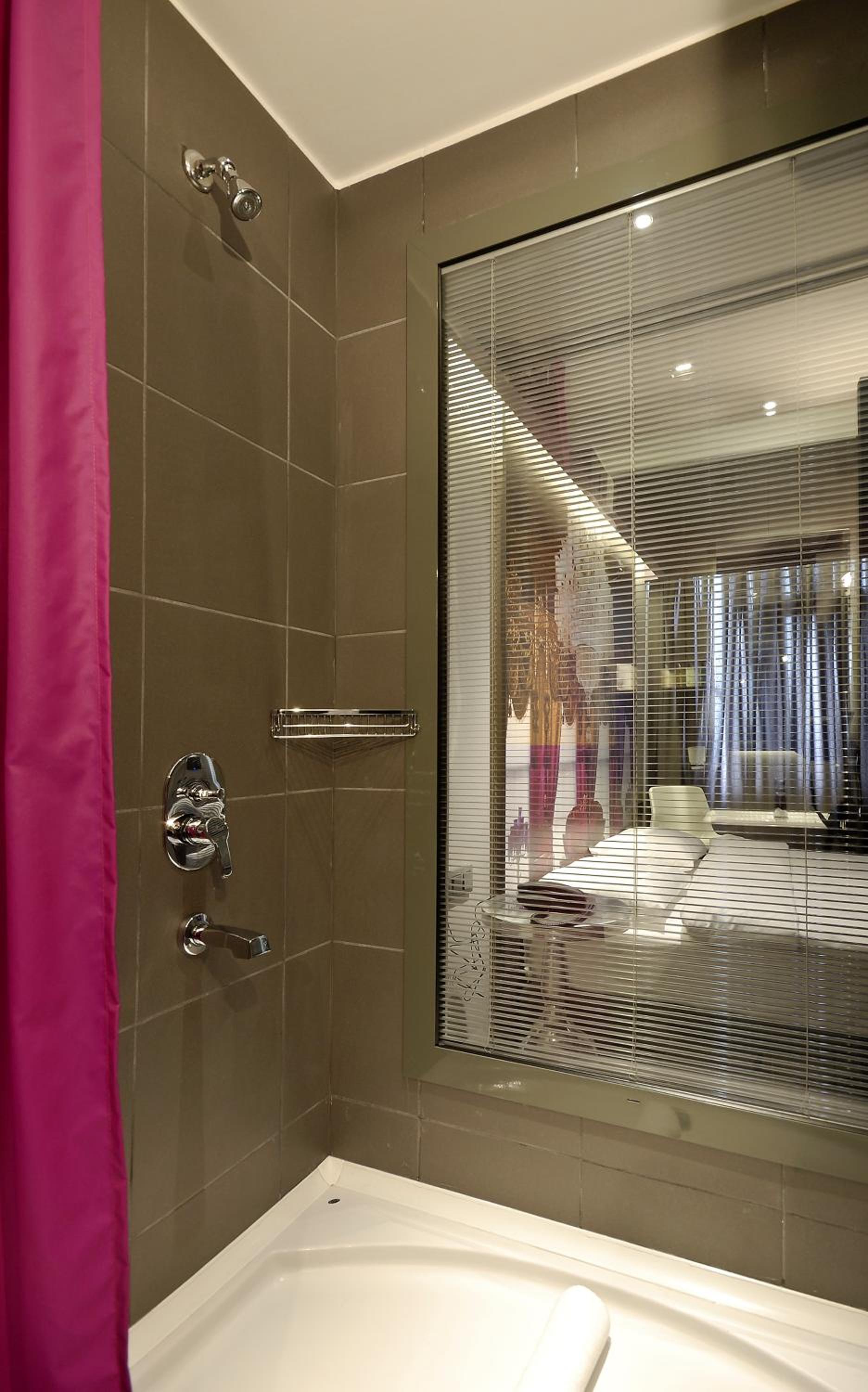 Tulip City Hotel - Image 47