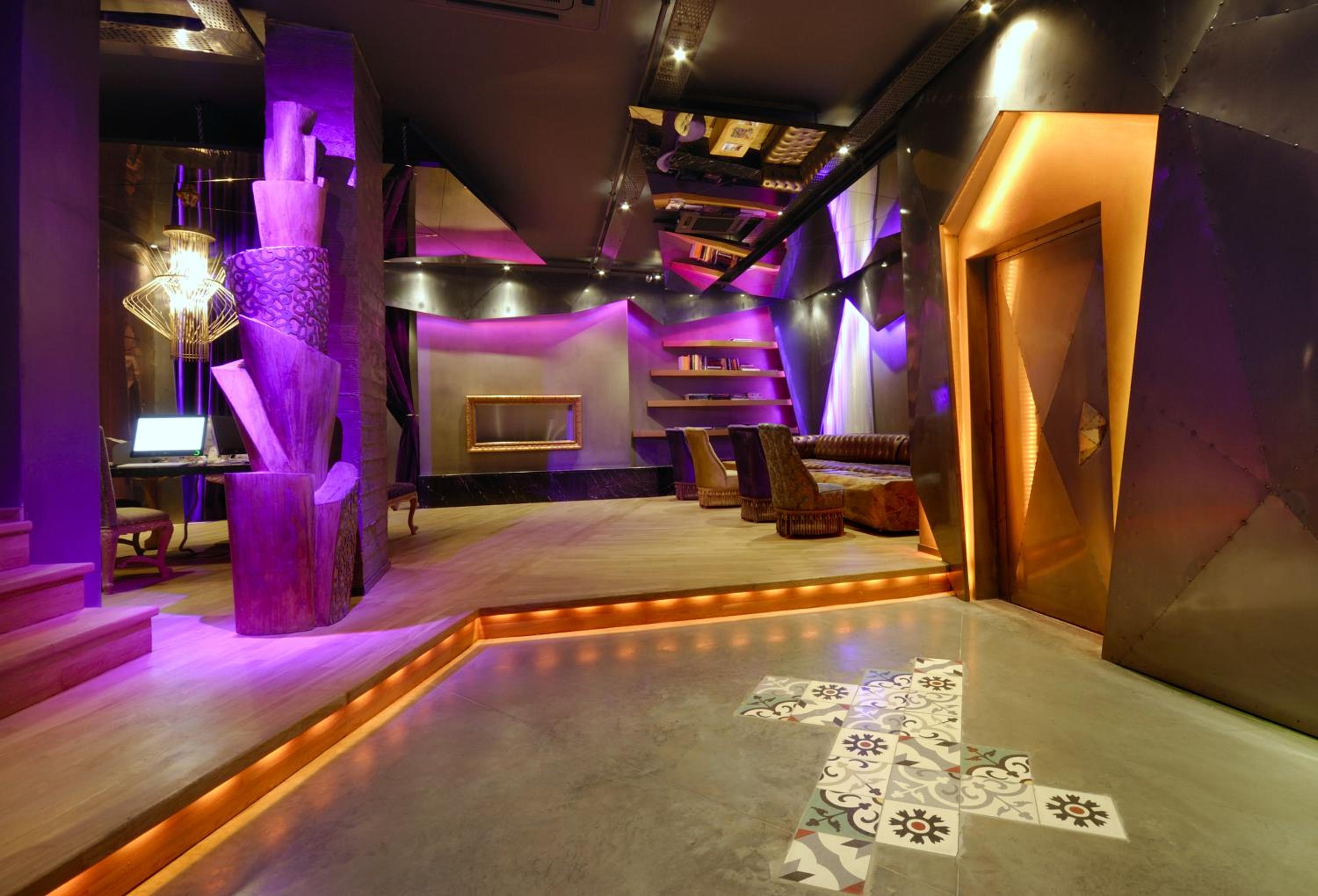 Tulip City Hotel - Image 43