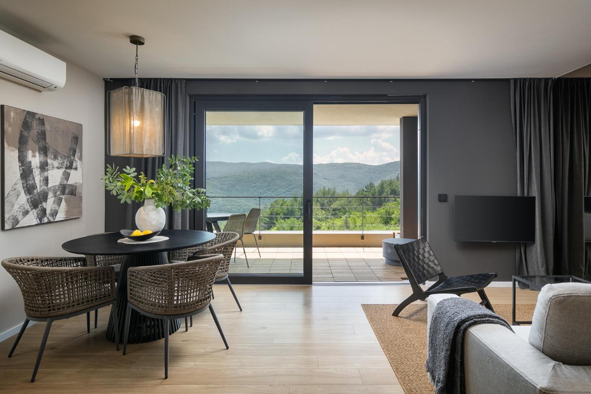 Oltremare Premium suite apartment w/pool in Rabac view 3