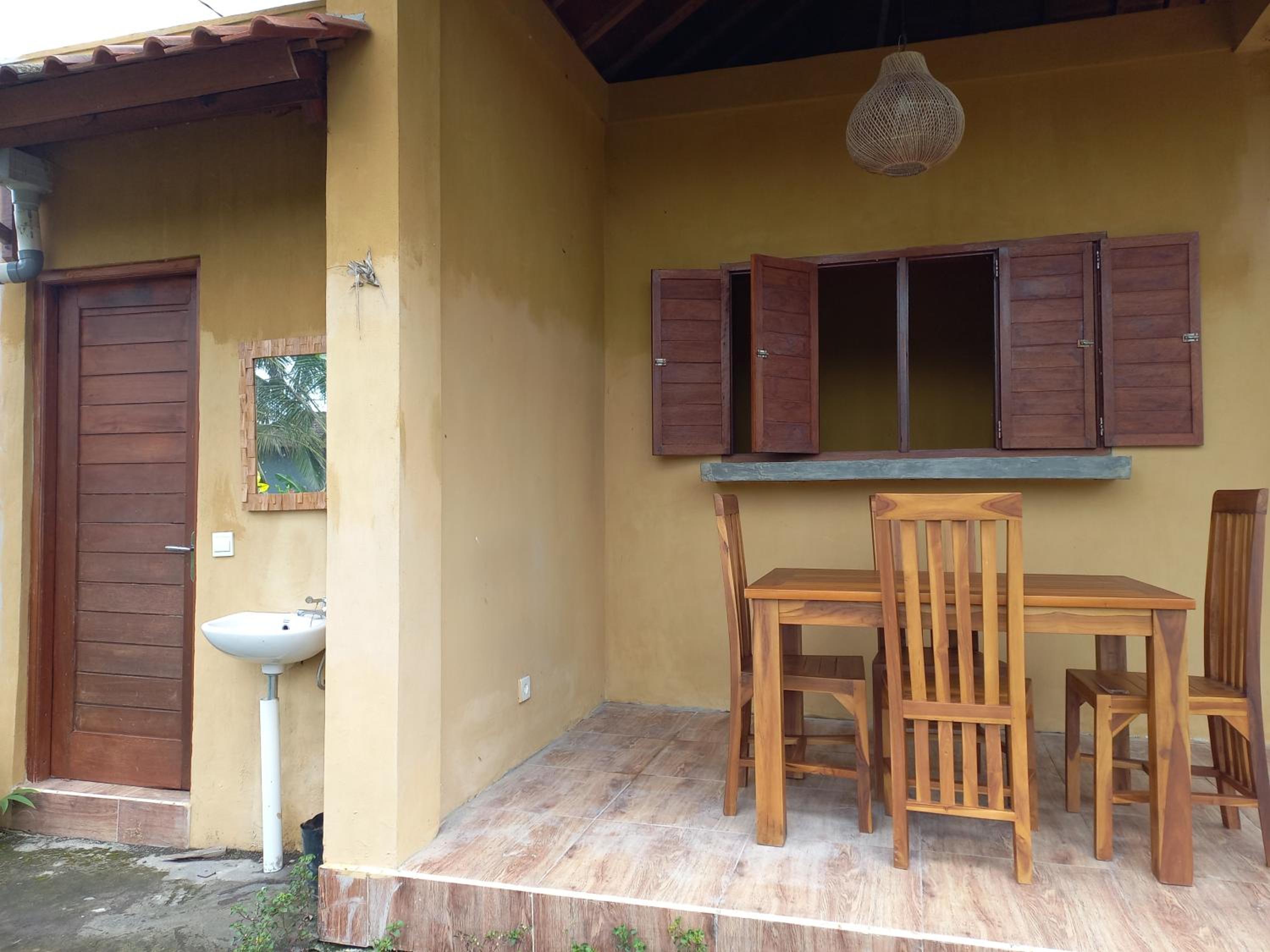 Ayu Guesthouse Ubud view 4