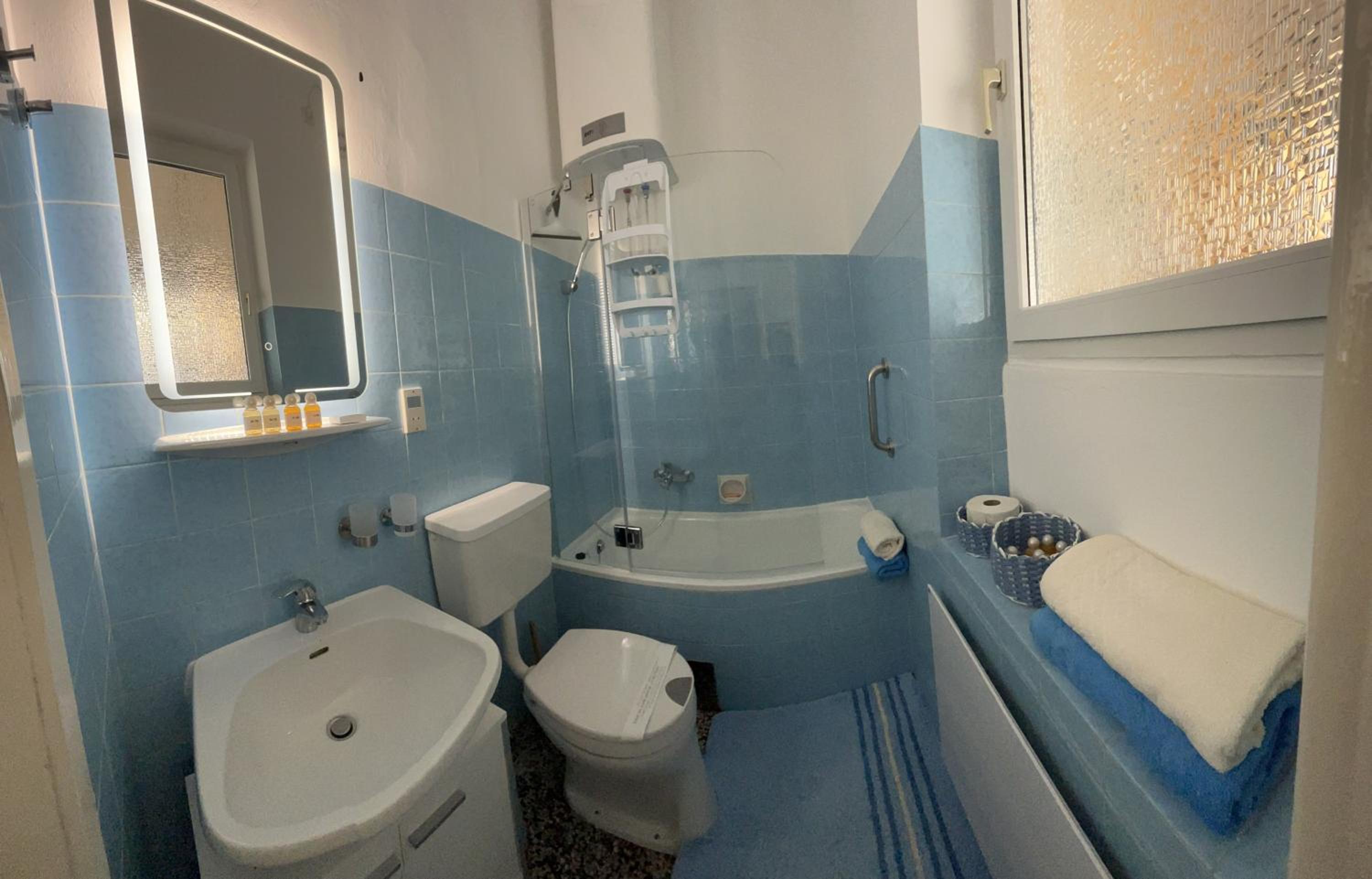 Photo 41