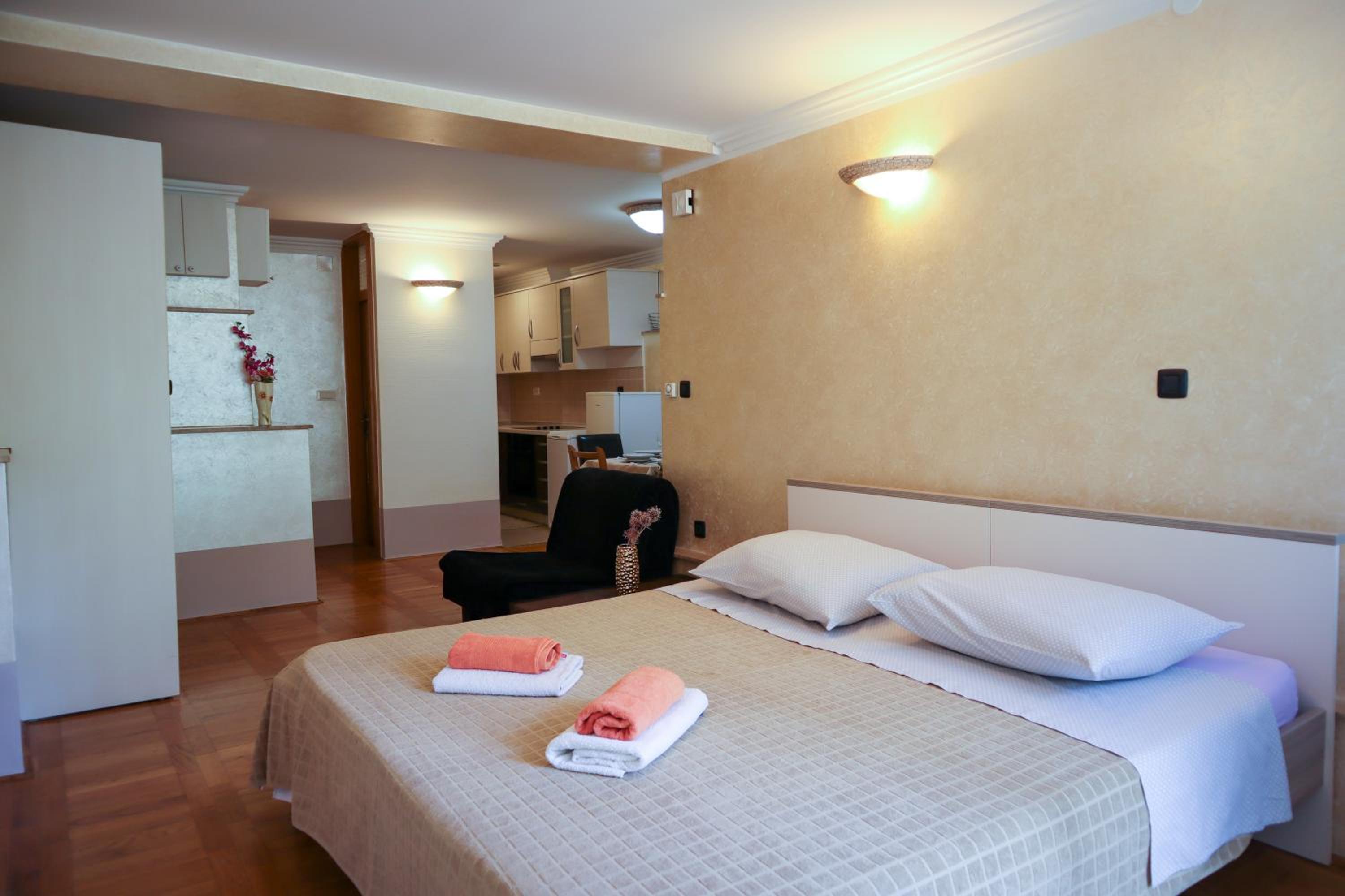 Apartments Okuka