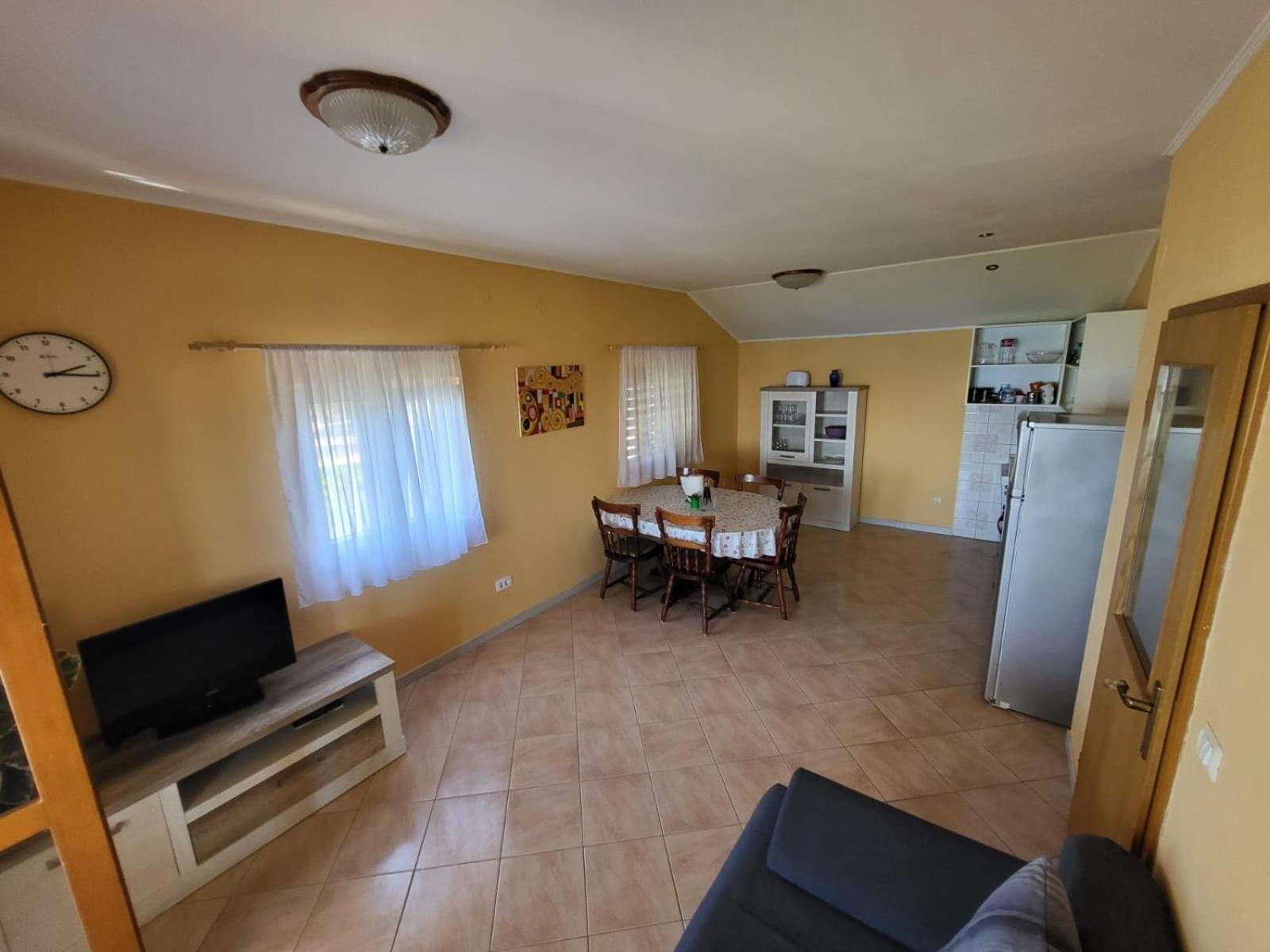 Holiday home Prvic Sepurine view 2
