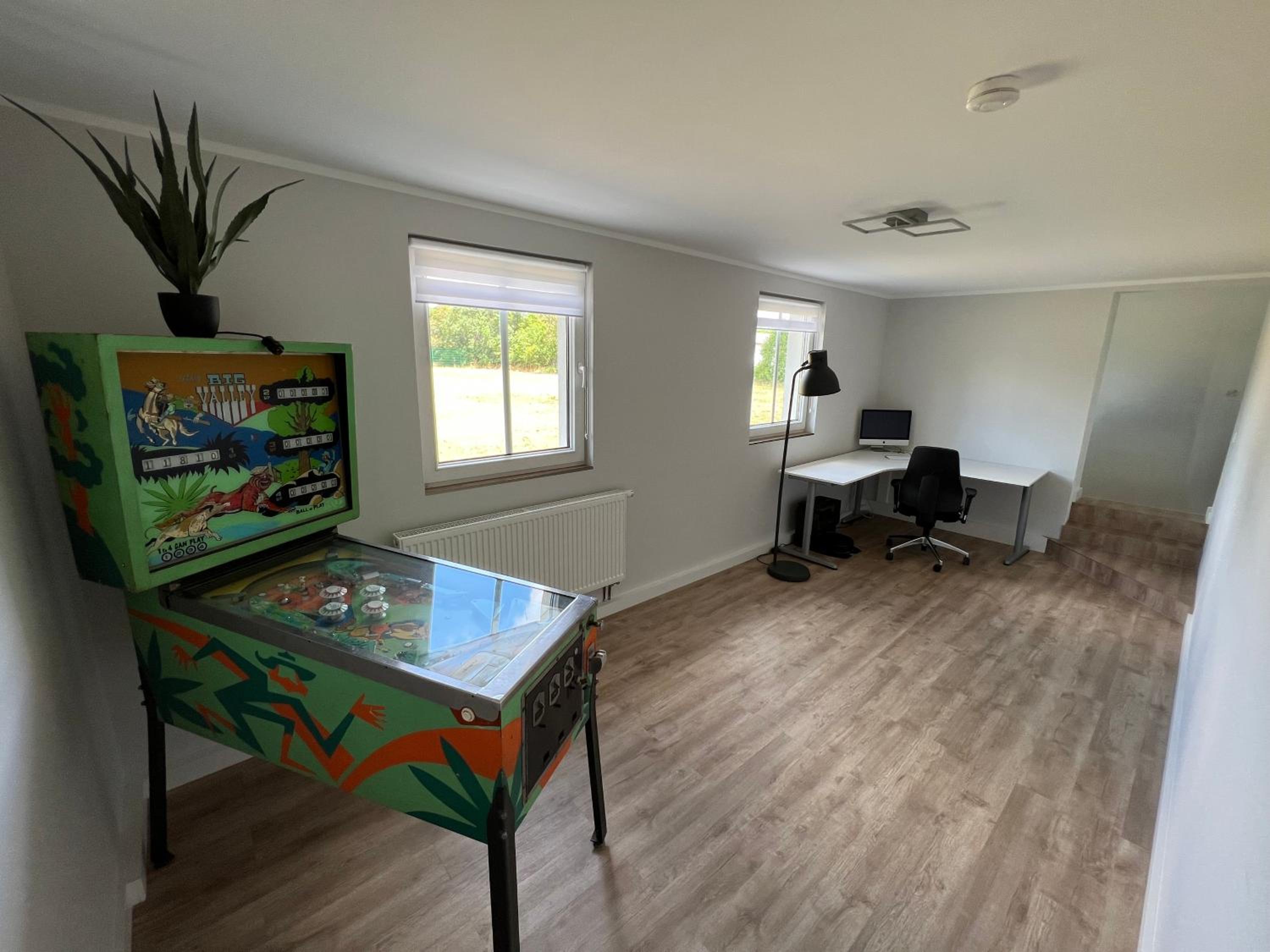 Bungalow 4 Schlafzimmer 8 Personen Parkplatz Grundstück Garten