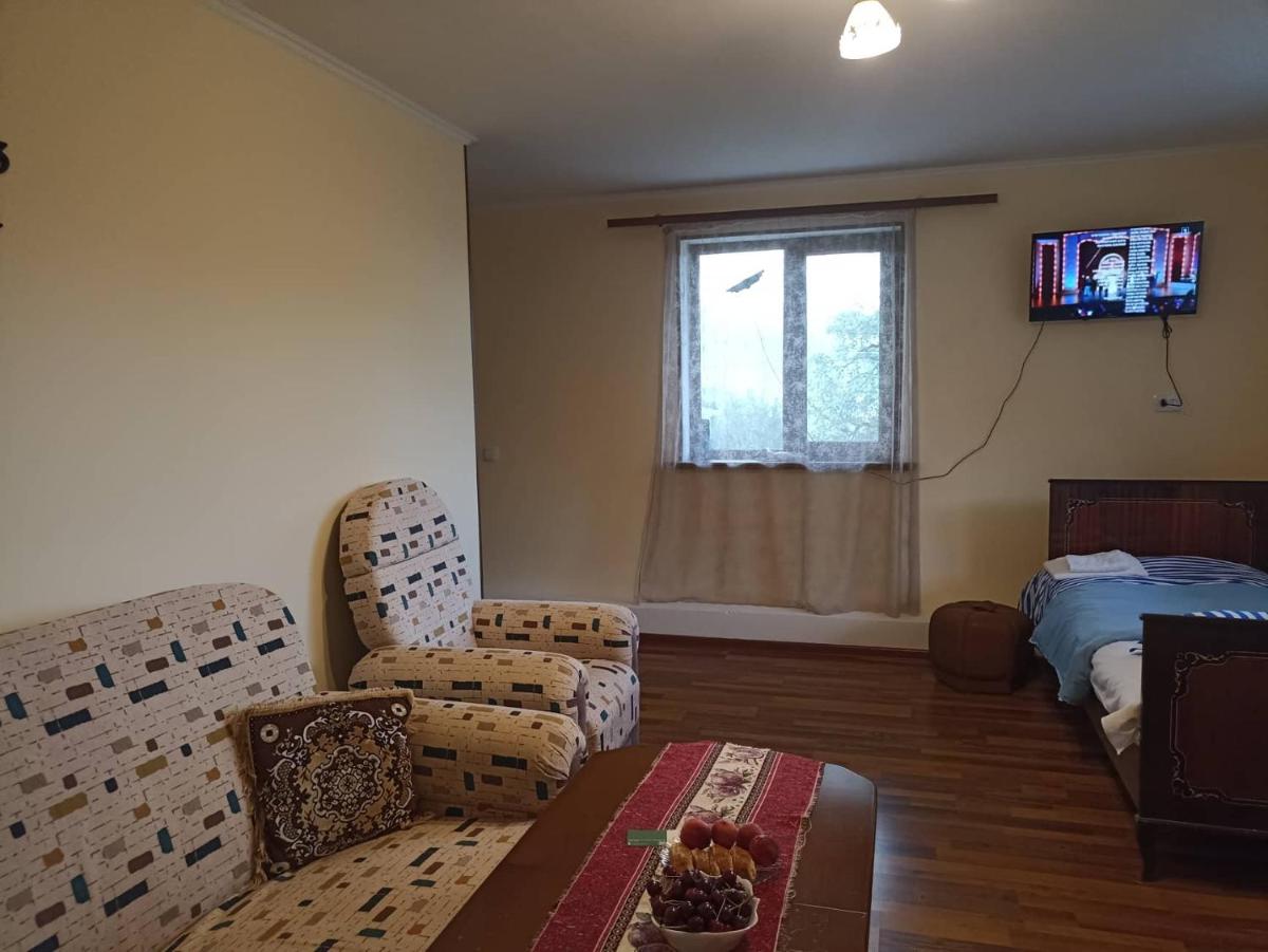 AMOJ B&B and Guest House