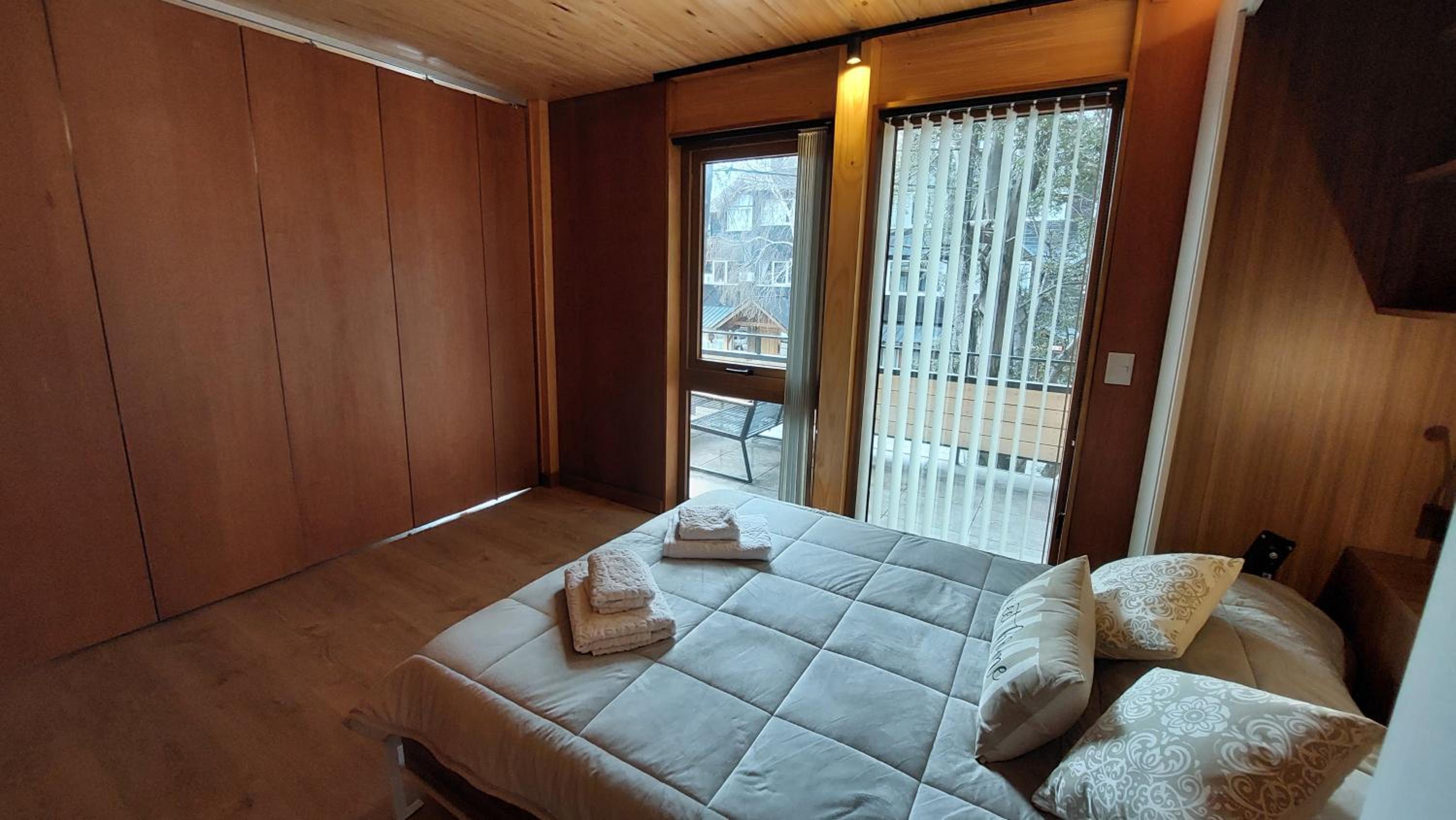 Departamento muy cálido y luminoso, 2 ambientes con amplio balcón, 3PAX (8V4)