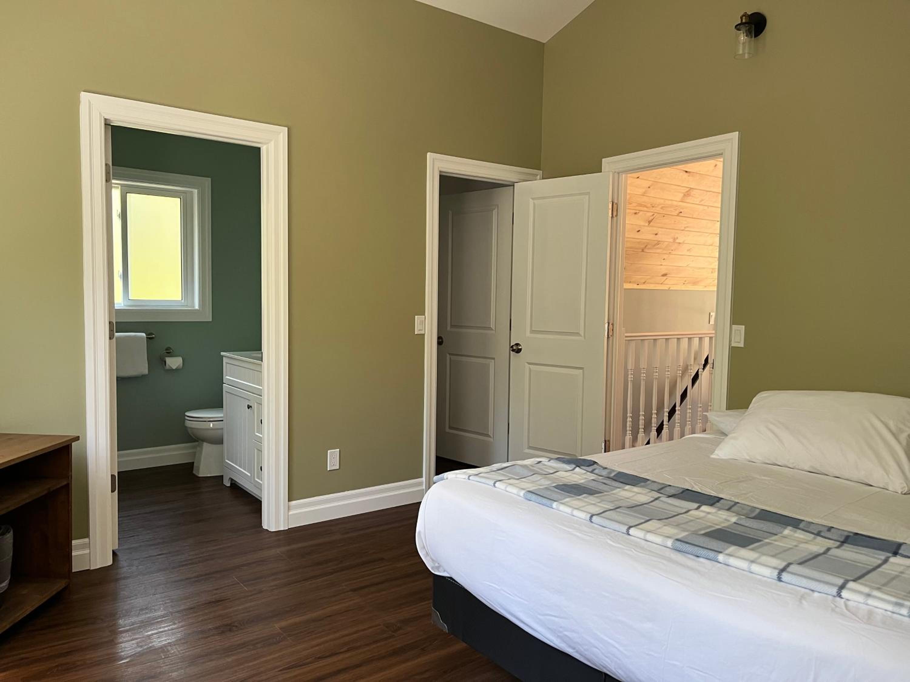 Escarpment Heights Motel