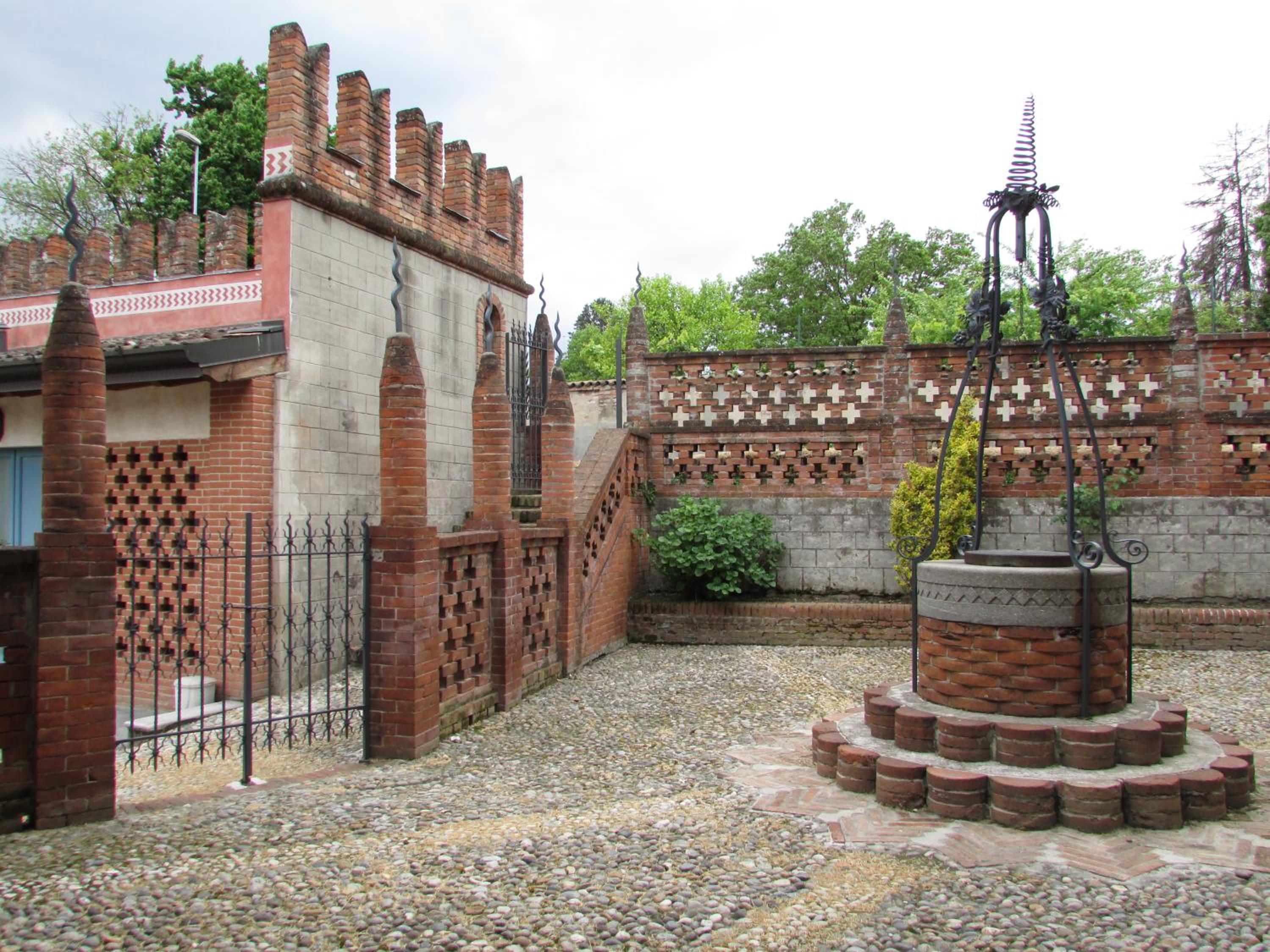 Photo 13