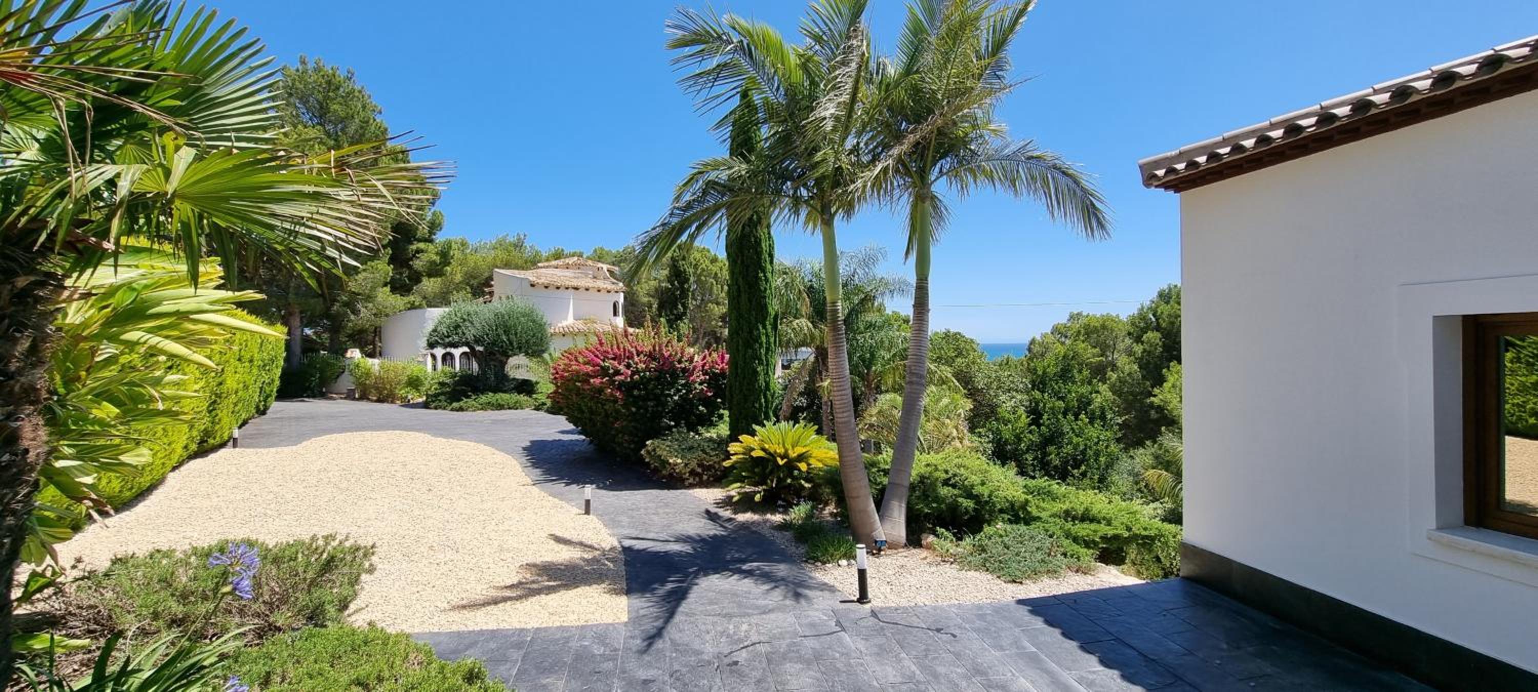 Villa Reina view 5