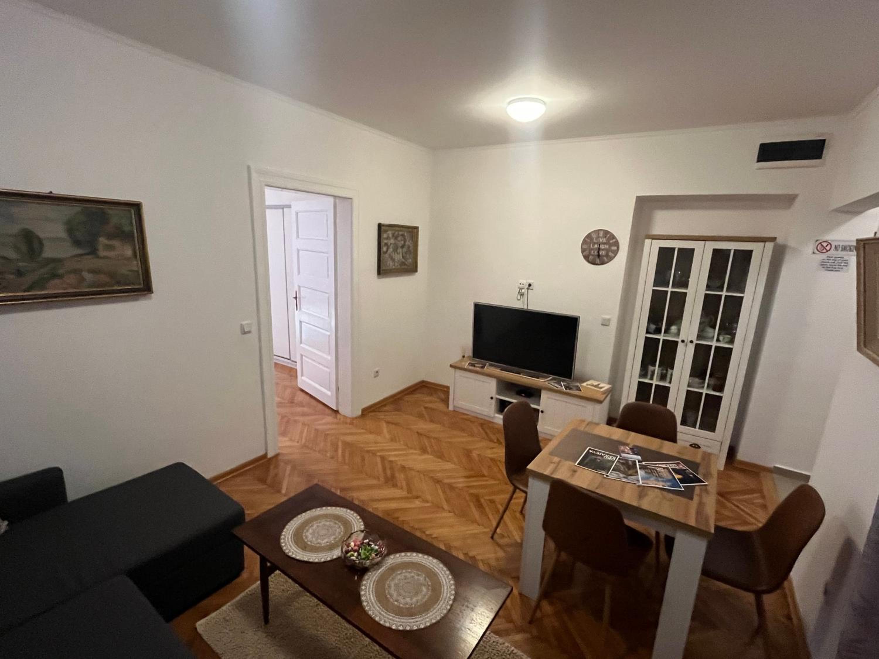 Apartmani Grand Market view 5