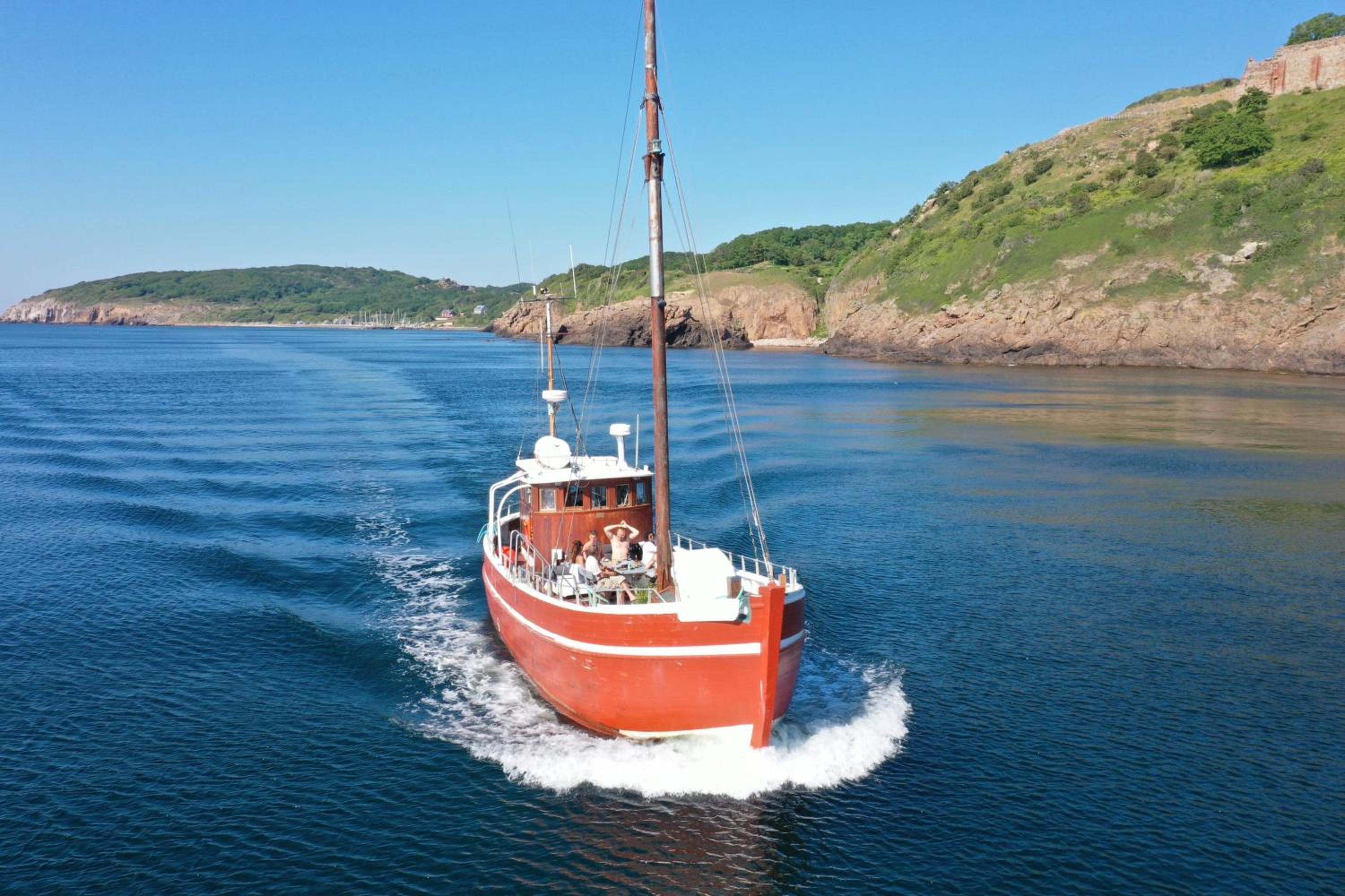 Varra Water - Unique Boat Accomodation - Bornholm