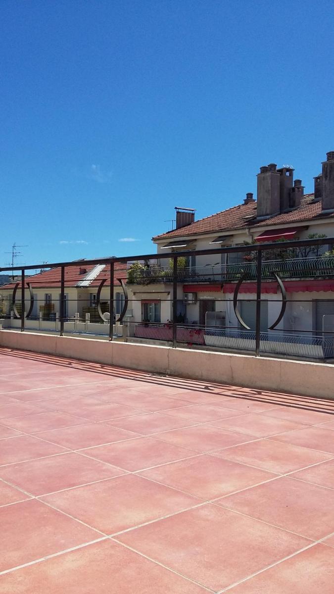 Studio toit terrasse photo 1