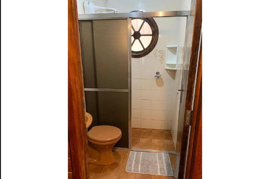 Confortável casa com lareira 10min Capivari