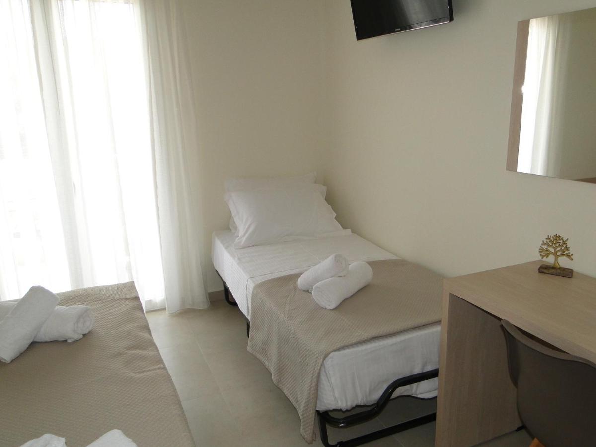 Photo 40
