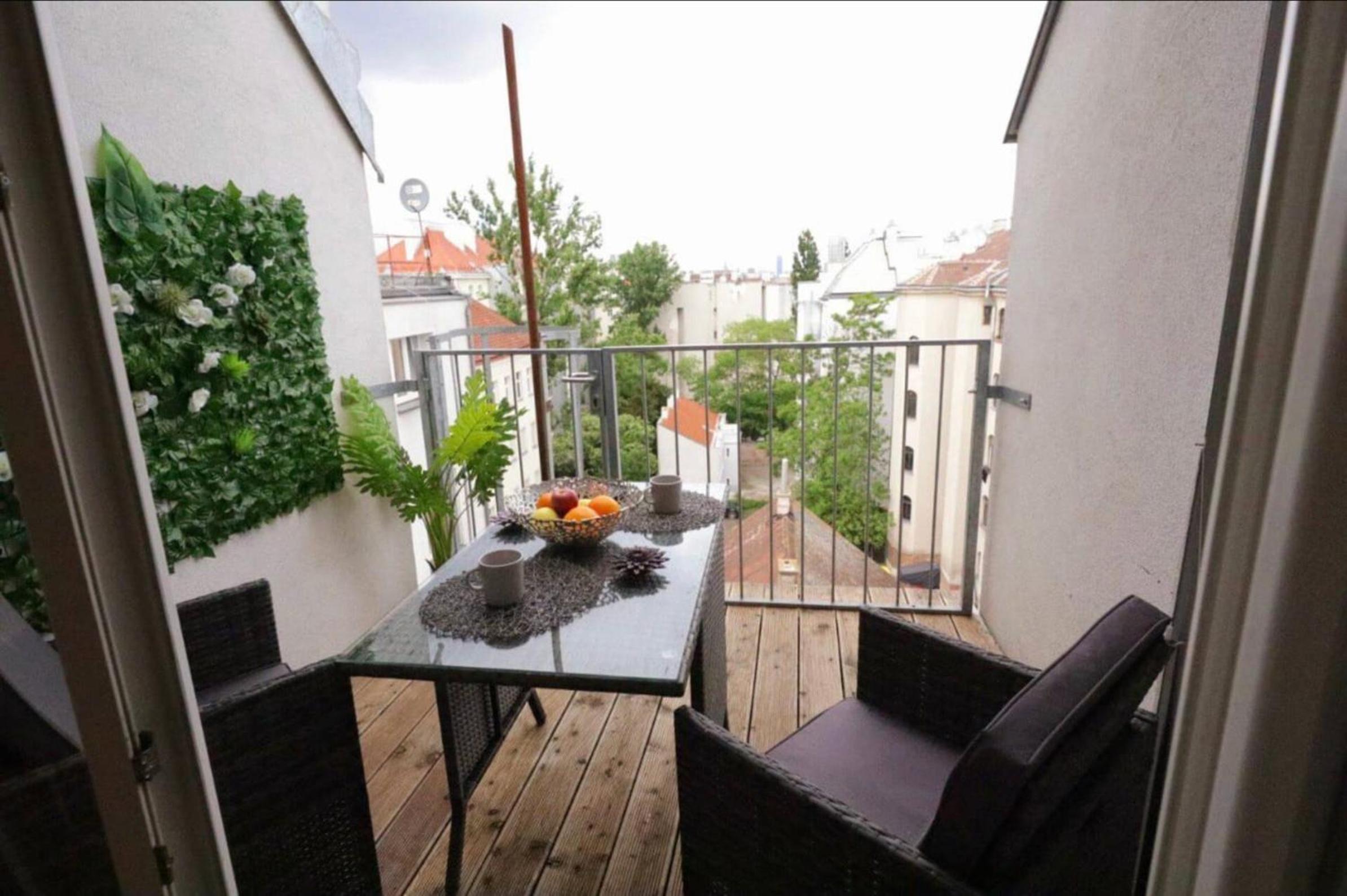 Stadtparadies l Central Living Q14