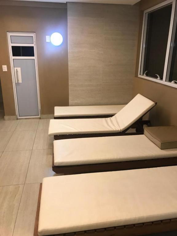 R-SAIDA PARA AUTODROMO MOTOGP, FLAT mobiliado, PARQUE FLAMBOYANT,GARAGEM,LOCAÇÃO MINIMA 2 NOITES