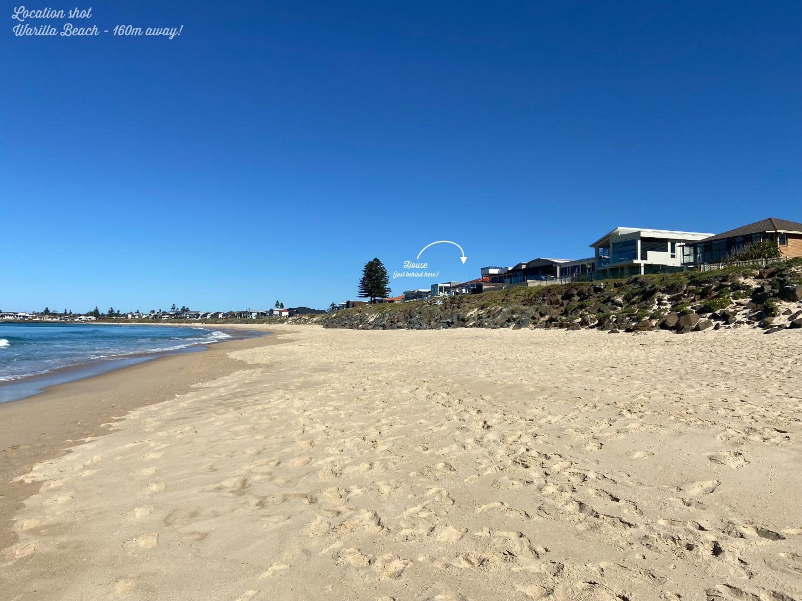 Little Lake Beach House - Beachside 4 Bedroom Luxury Home