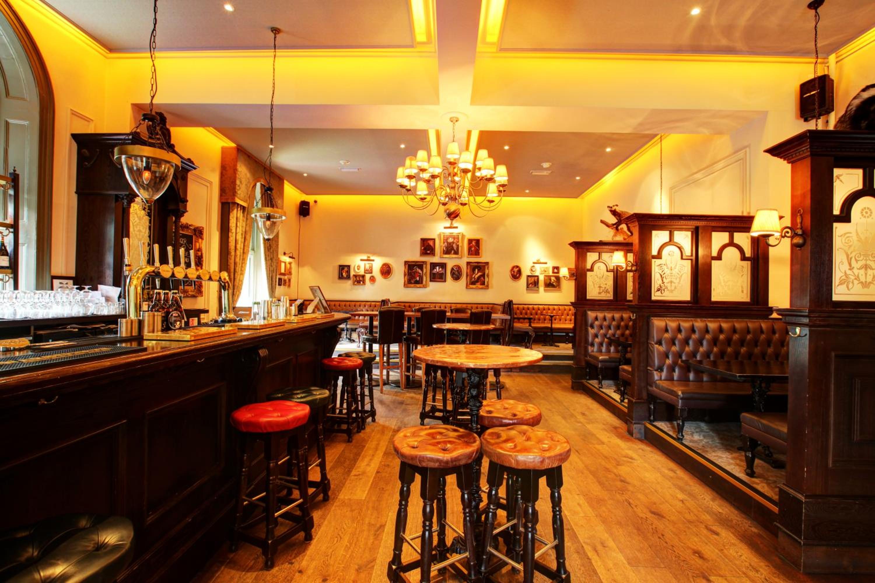 Harrogate Vacations - White Hart Hotel  Apartments - Property Image 2