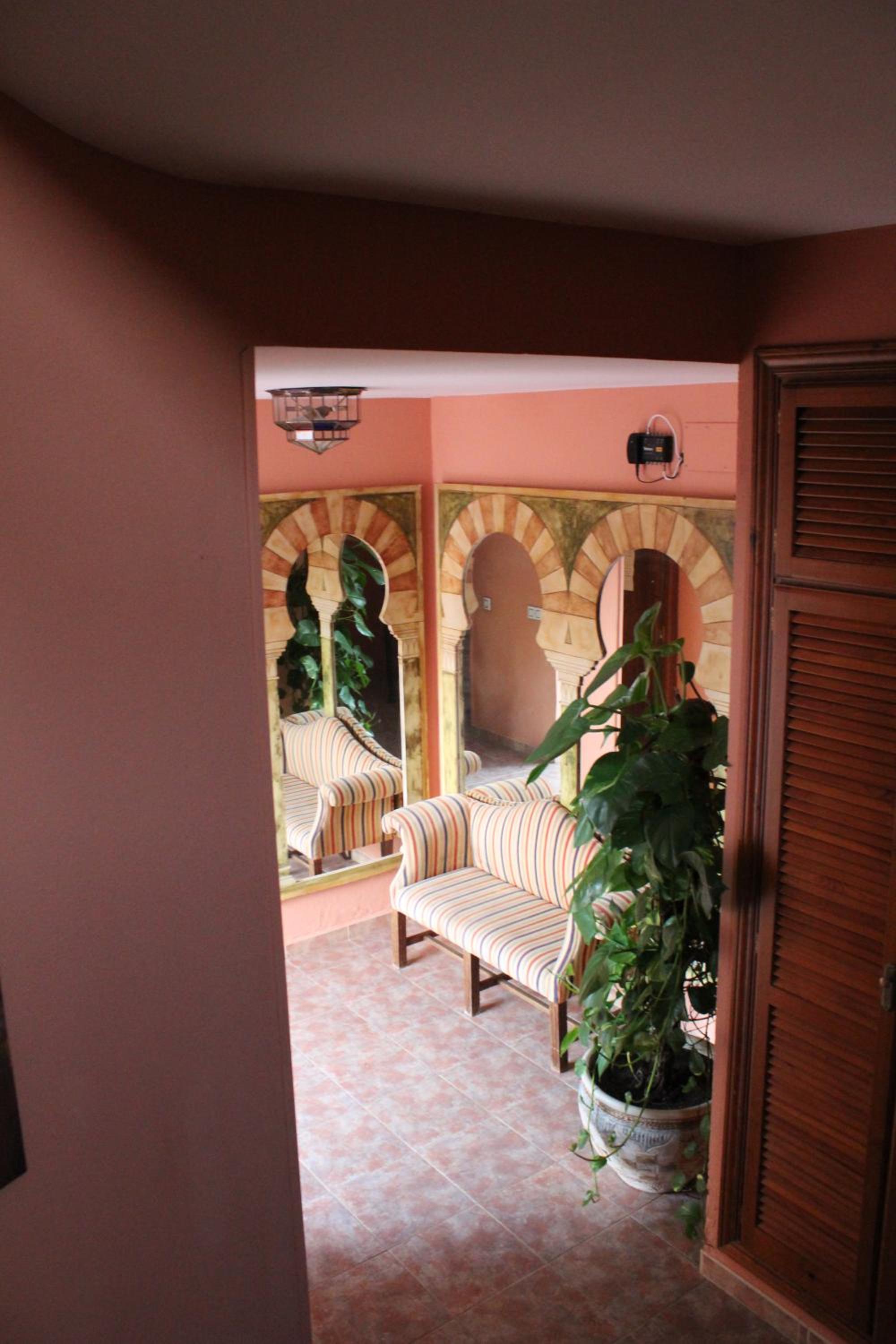 Hostal Alhambra