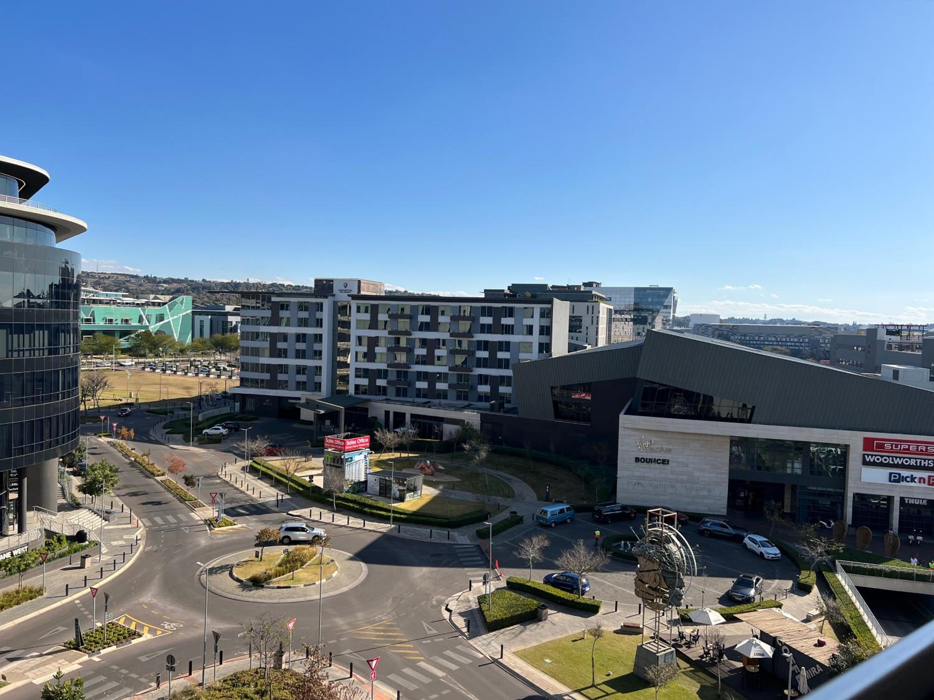 519 Menlyn Maine Trilogy