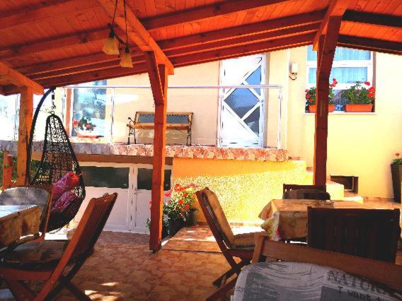 Guest House 