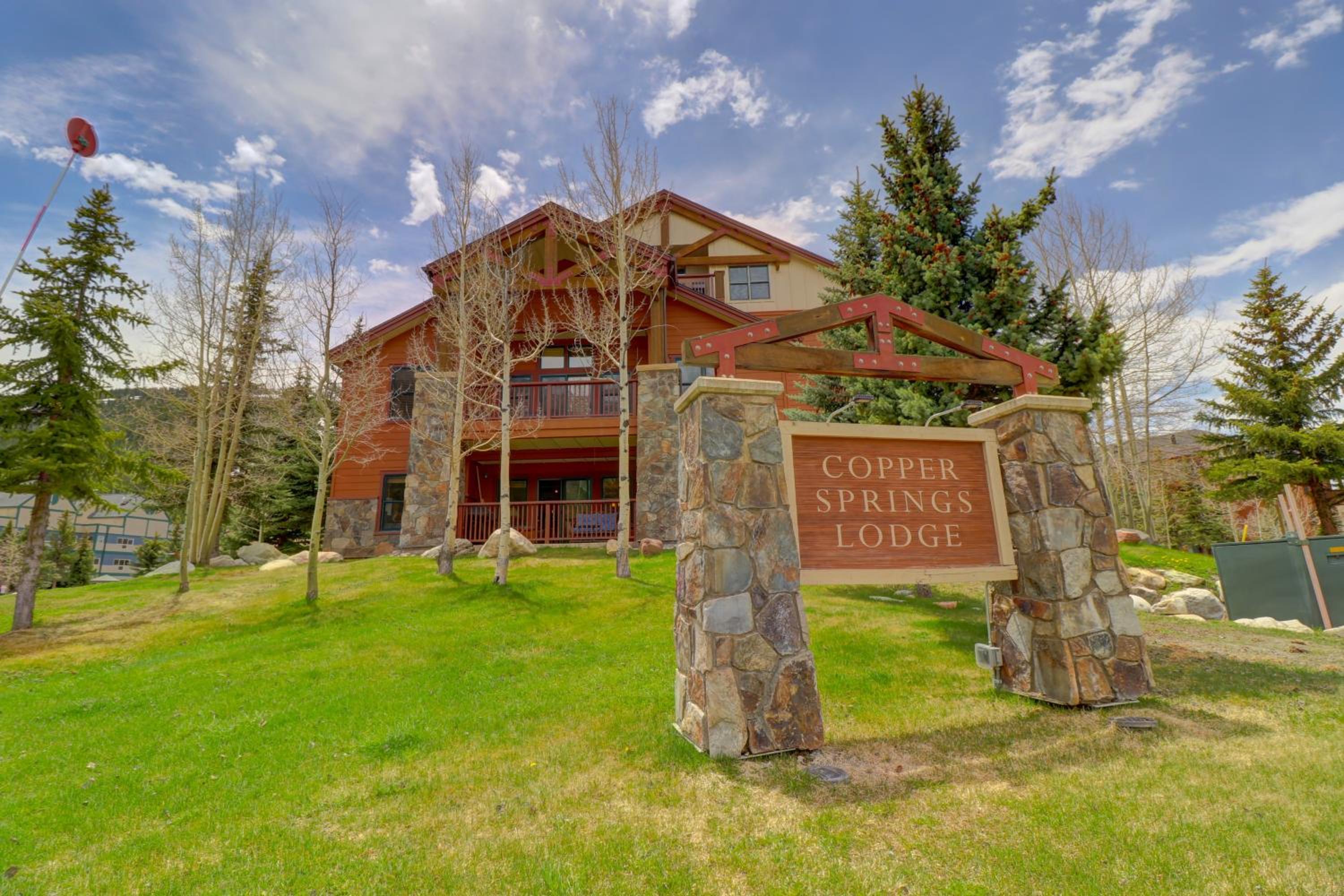 CS325 Copper Springs condo
