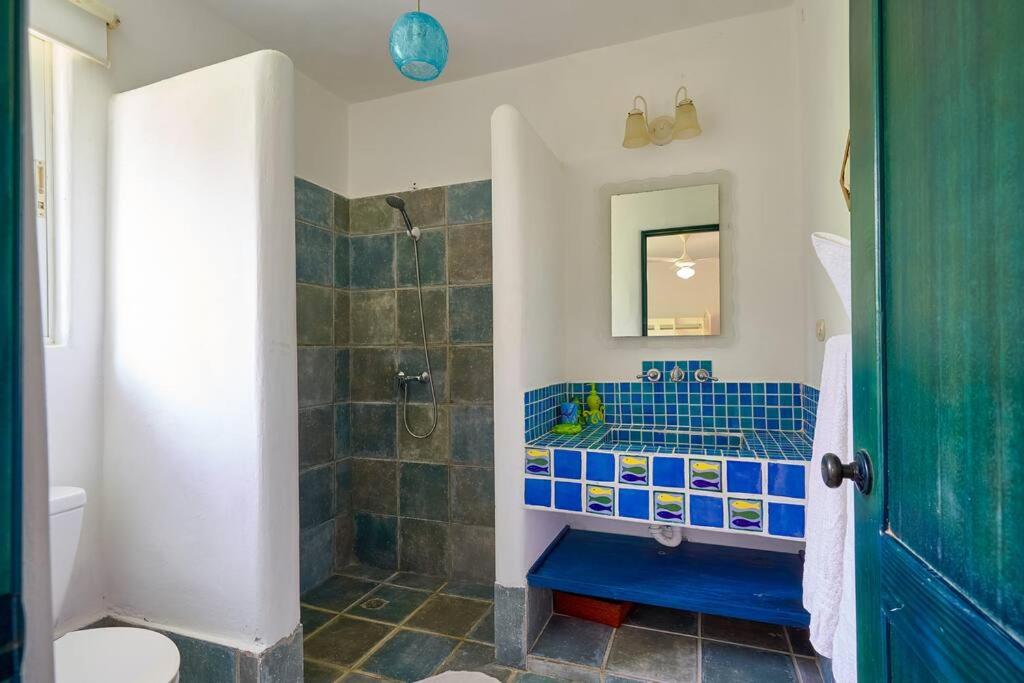 Fantastic Harmony Beach Villa in El Portillo view 5