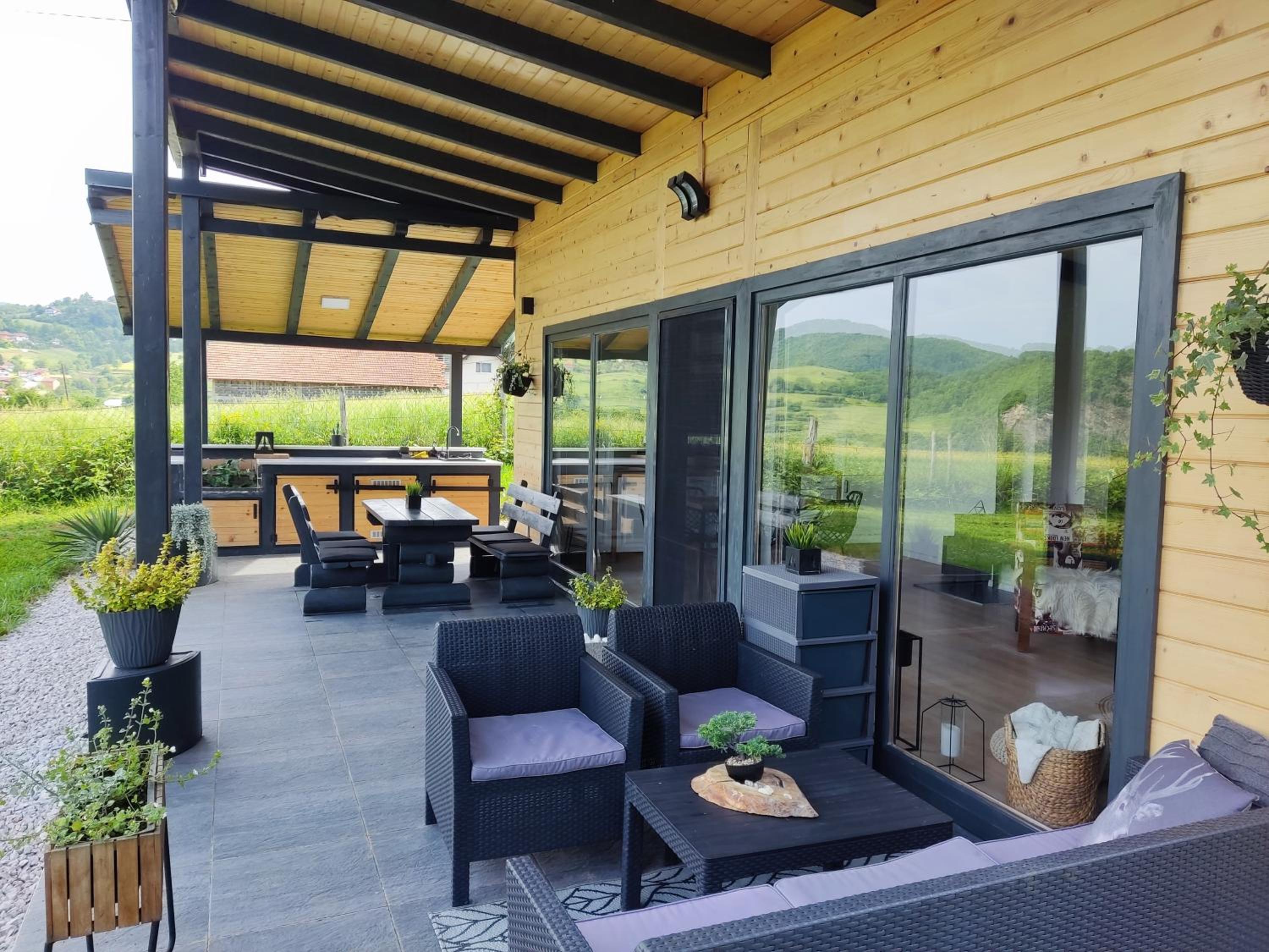 Residence Wood Pool & SPA
