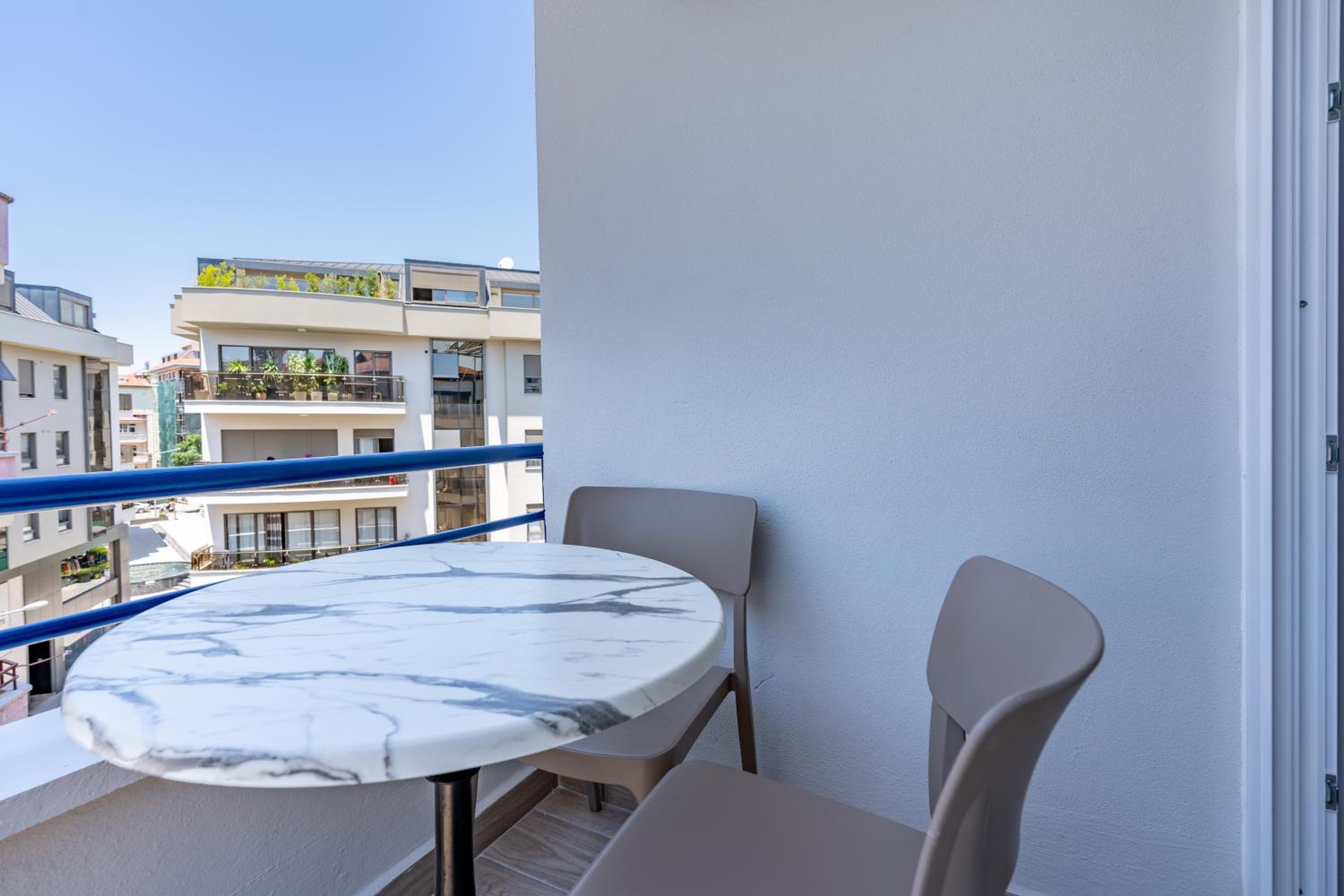 Gurses Life Hotel - Image 12