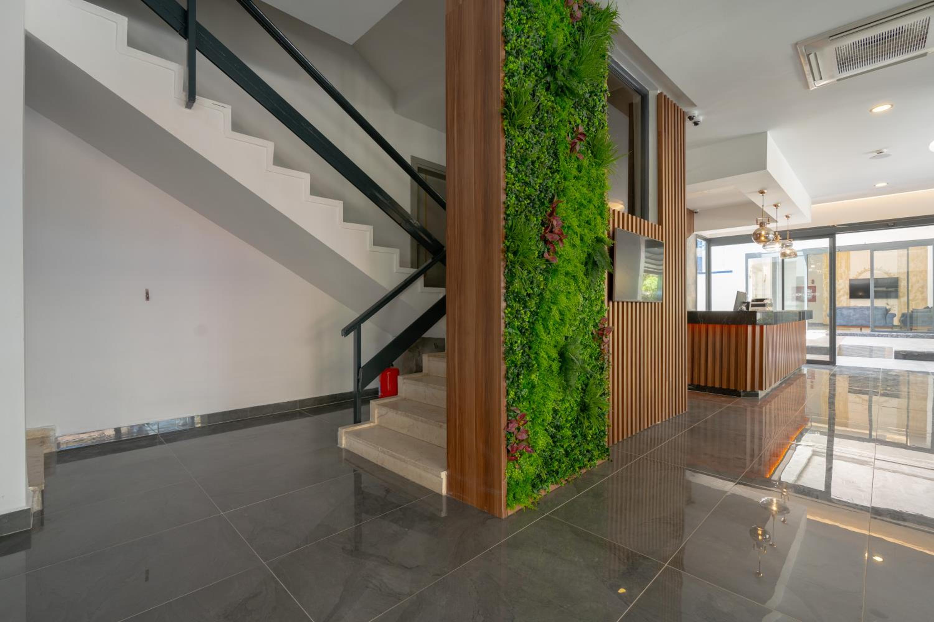 Gurses Life Hotel - Image 6