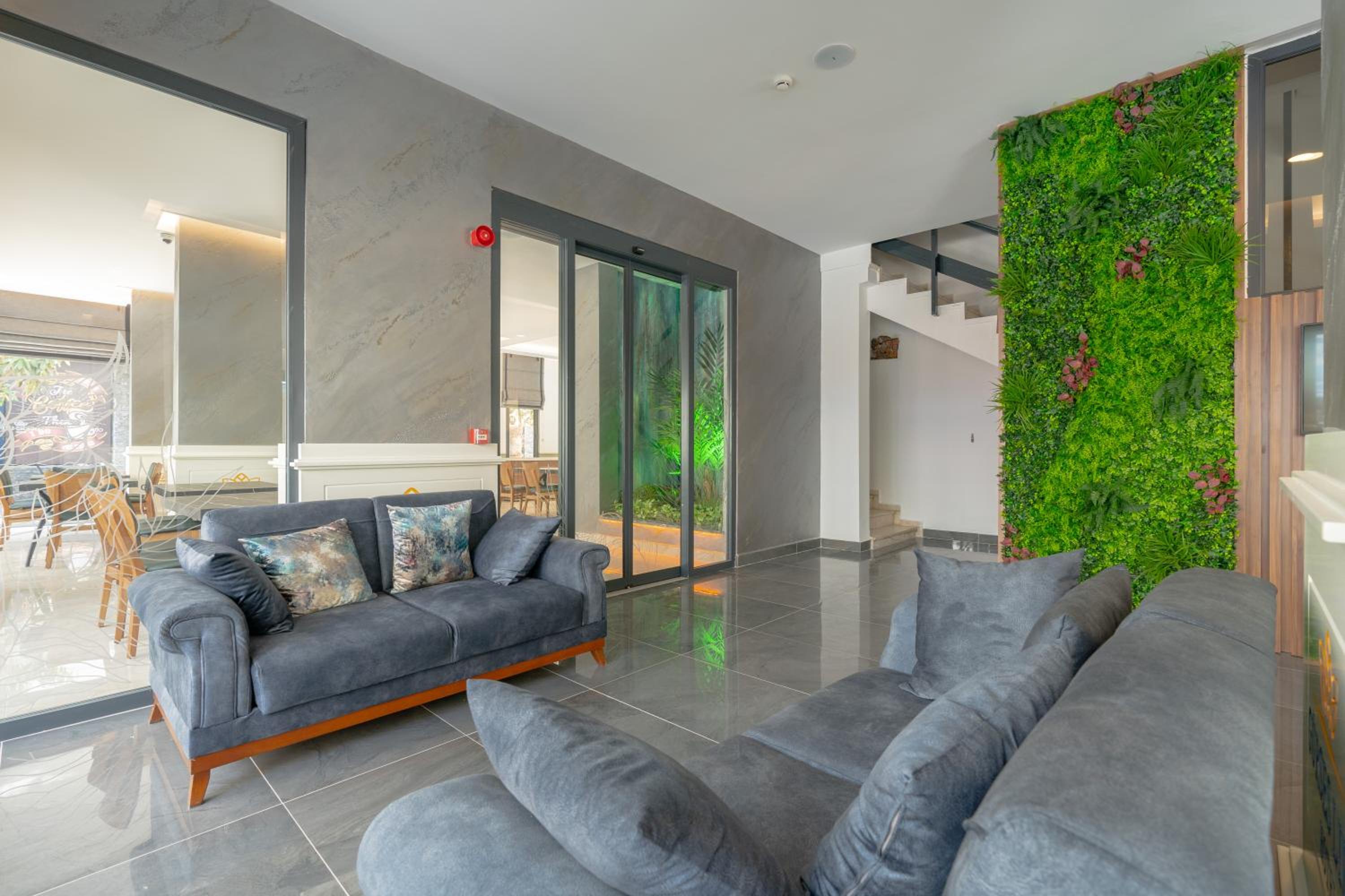 Gurses Life Hotel - Image 5