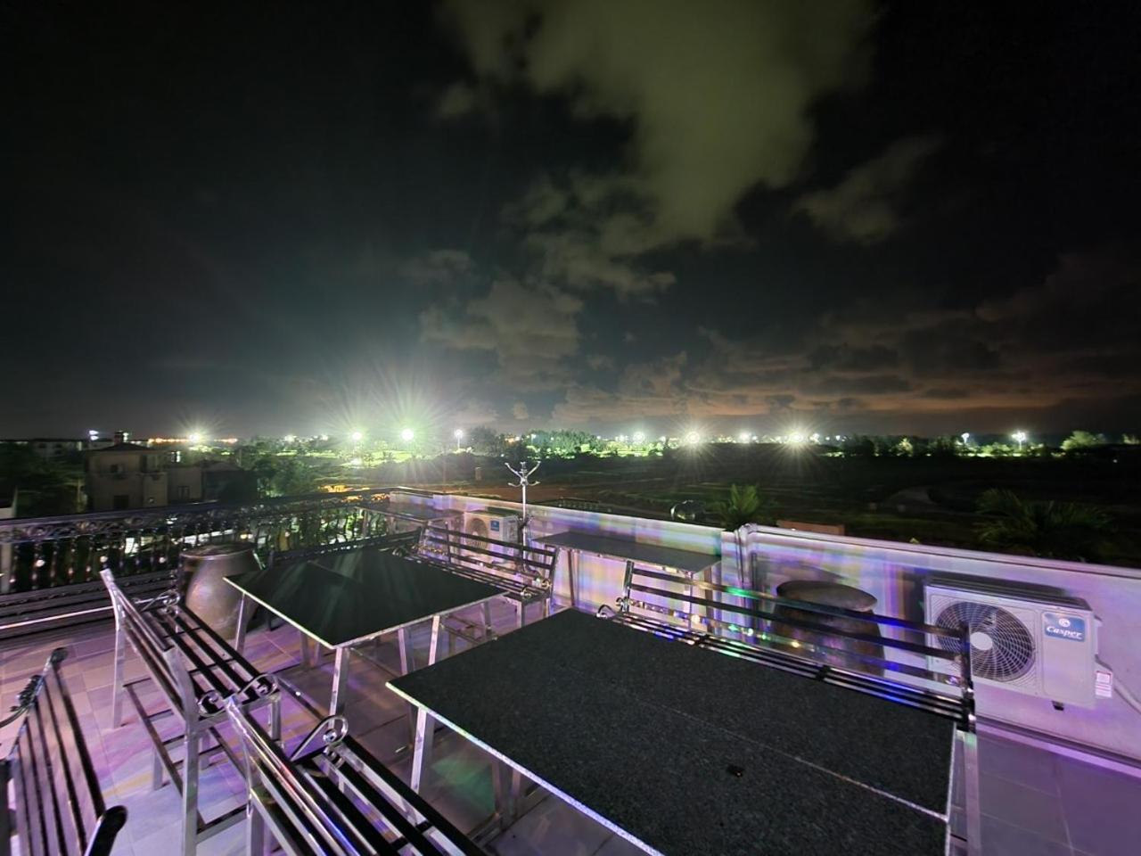 Photo 44