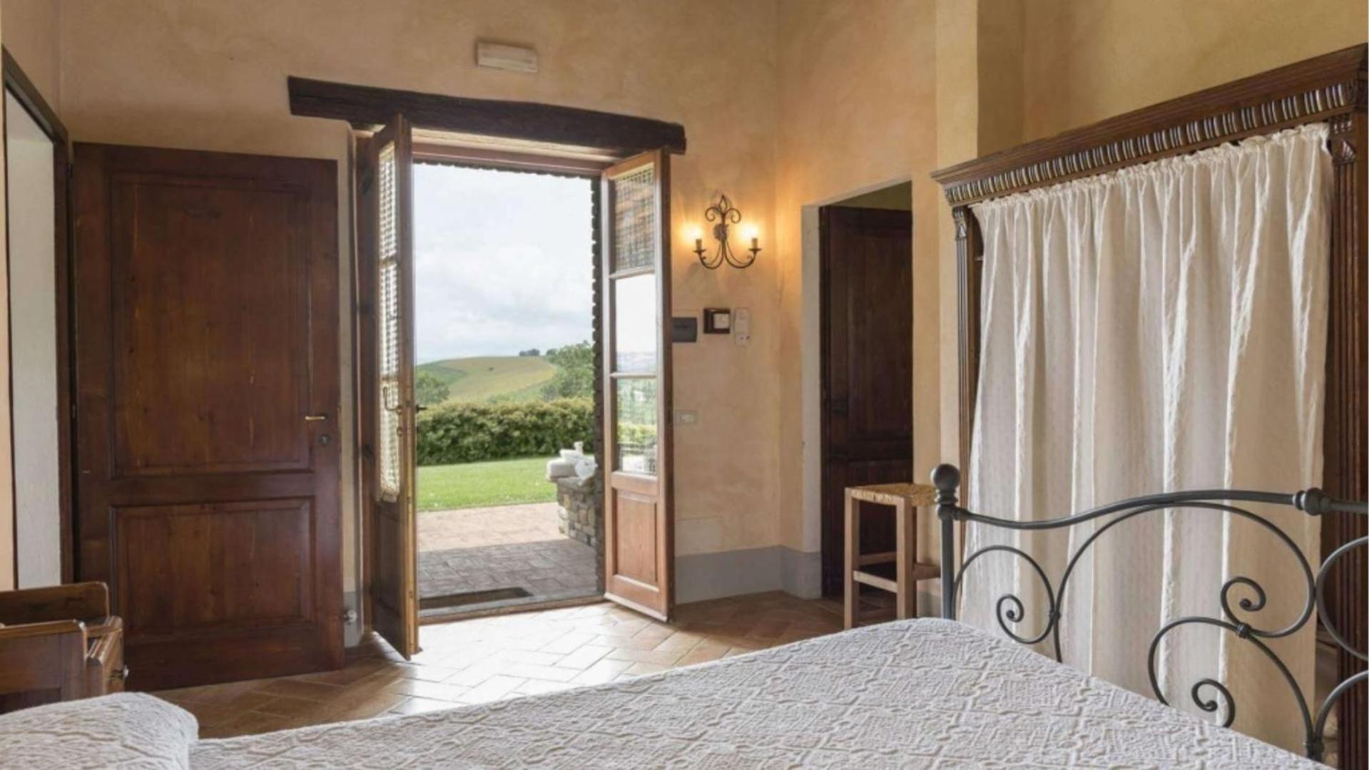 Podere aurora view 3