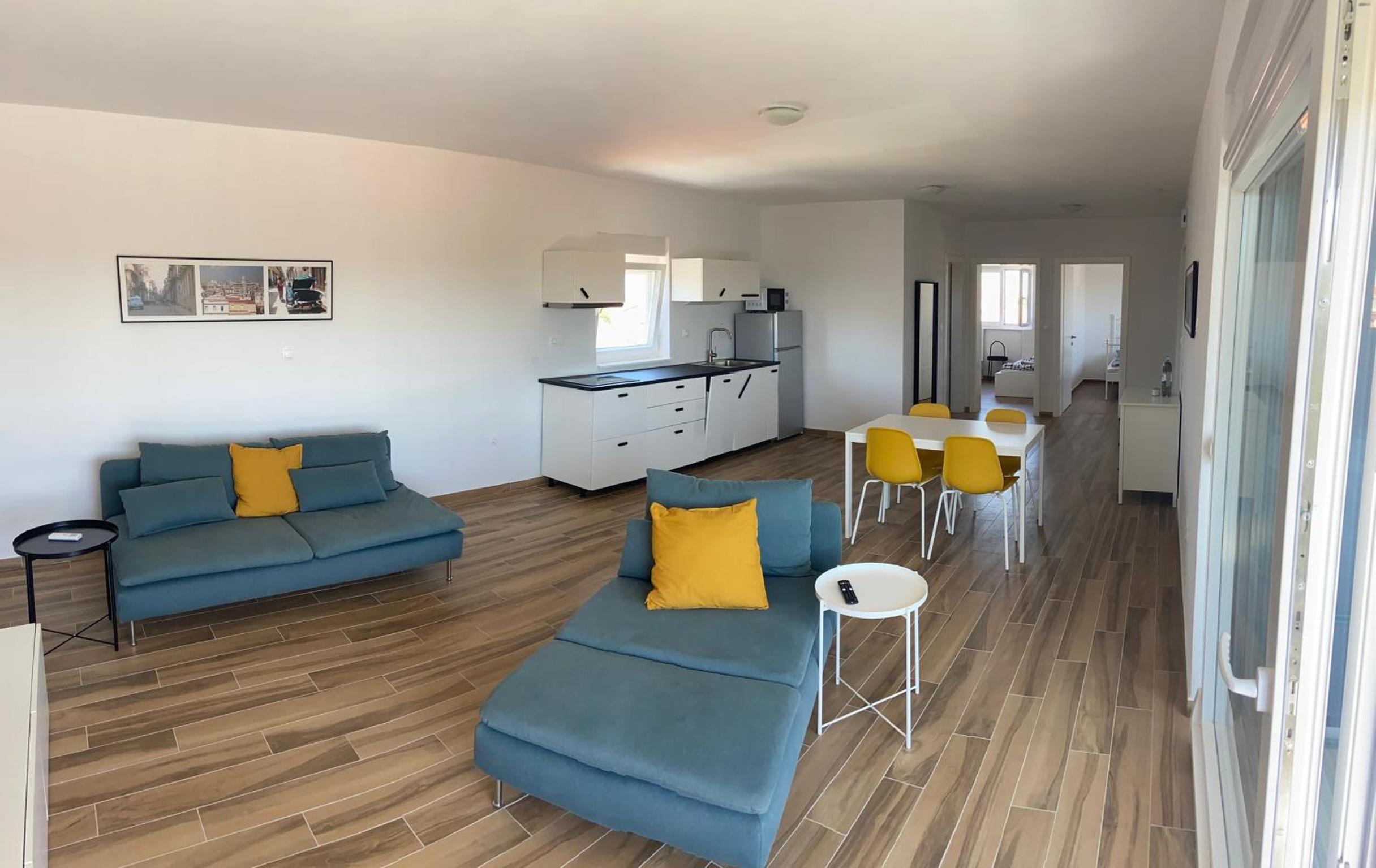 Daniela Family Apartment - top floor - new & quite location - great sea & island view view 3