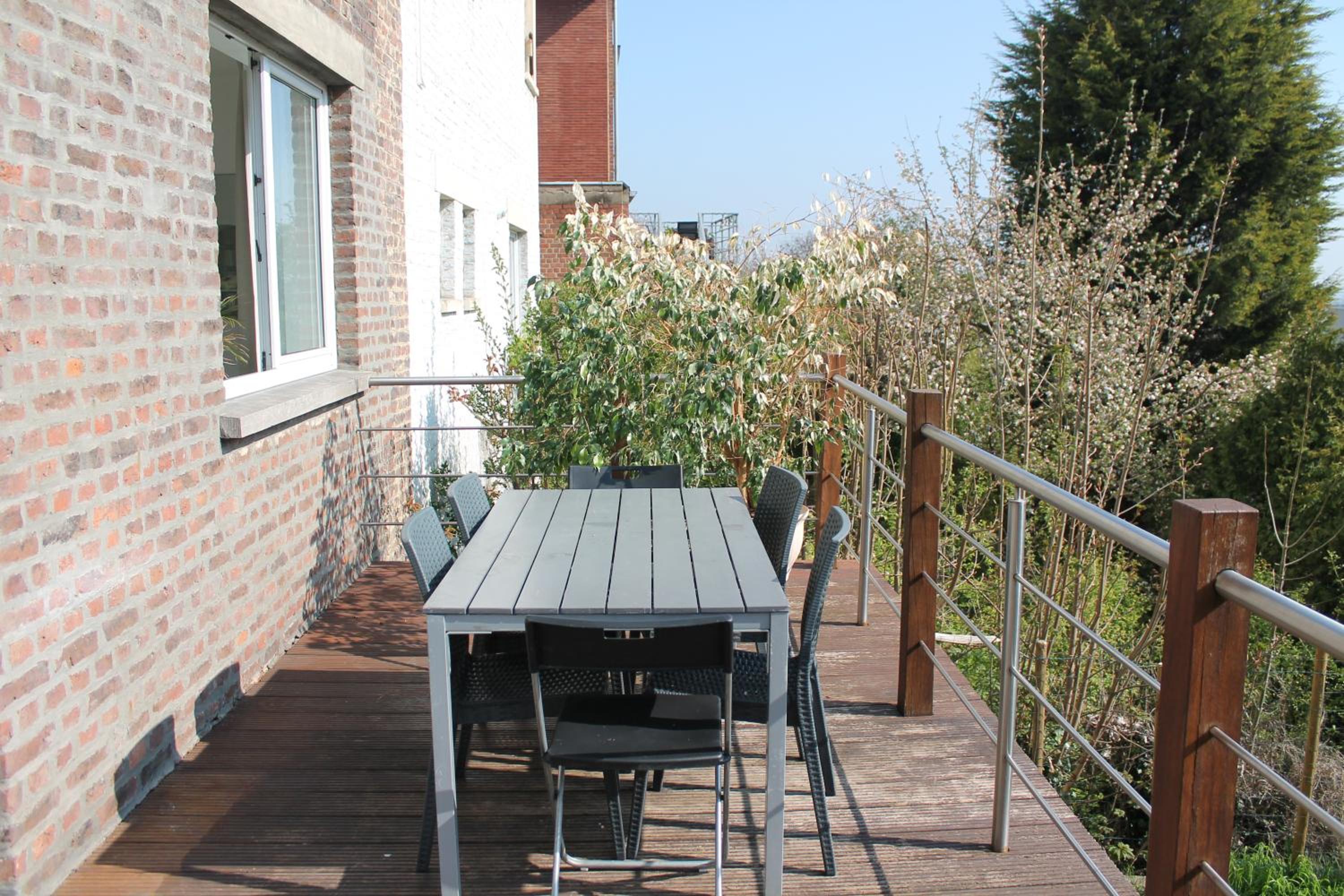 City Escape - Terrace & Guillemins Proximity