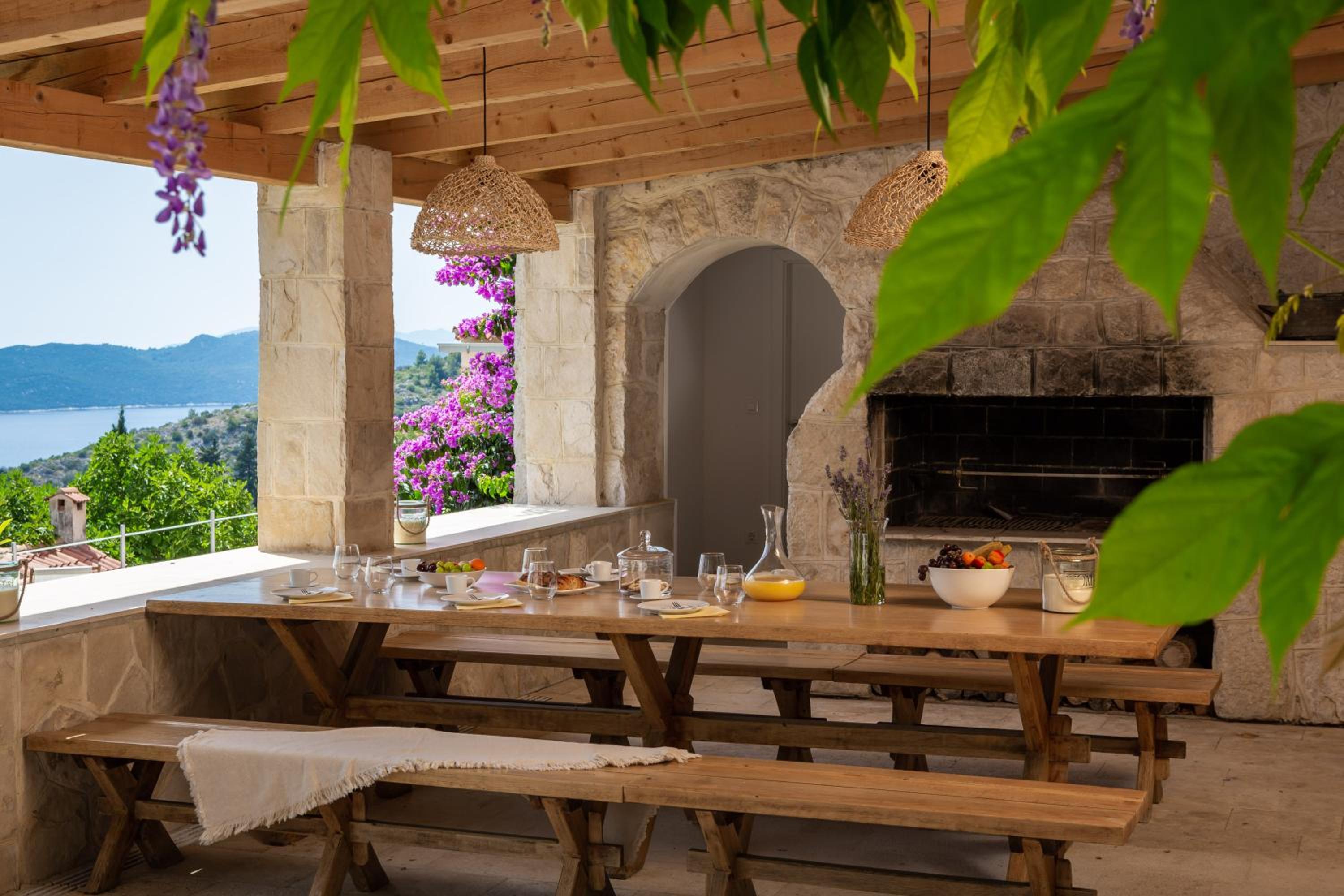 Villa Schola view 2