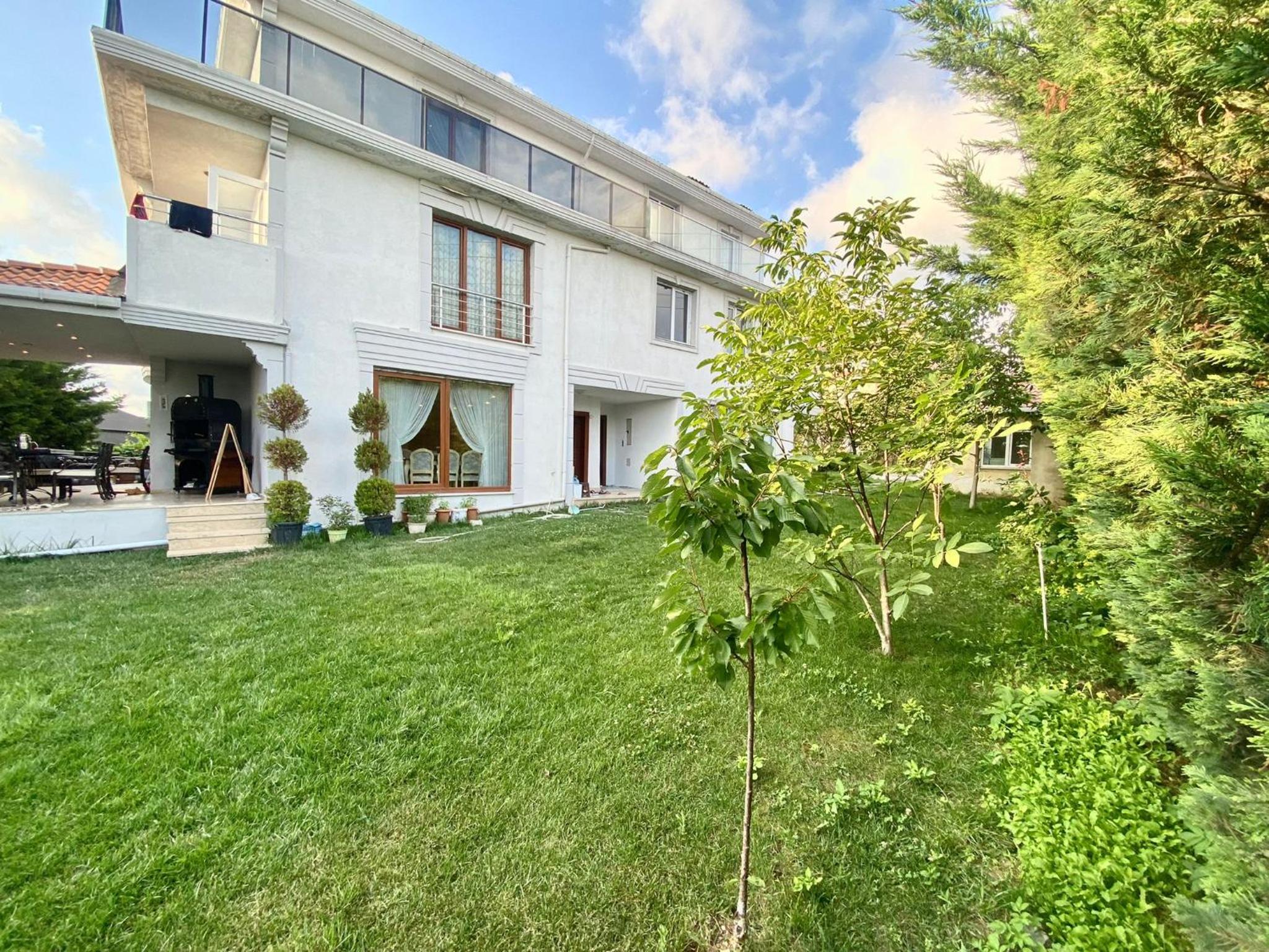 Wonderful Villa Airport 5 minutes - Double Room with Garden View - Foto 5