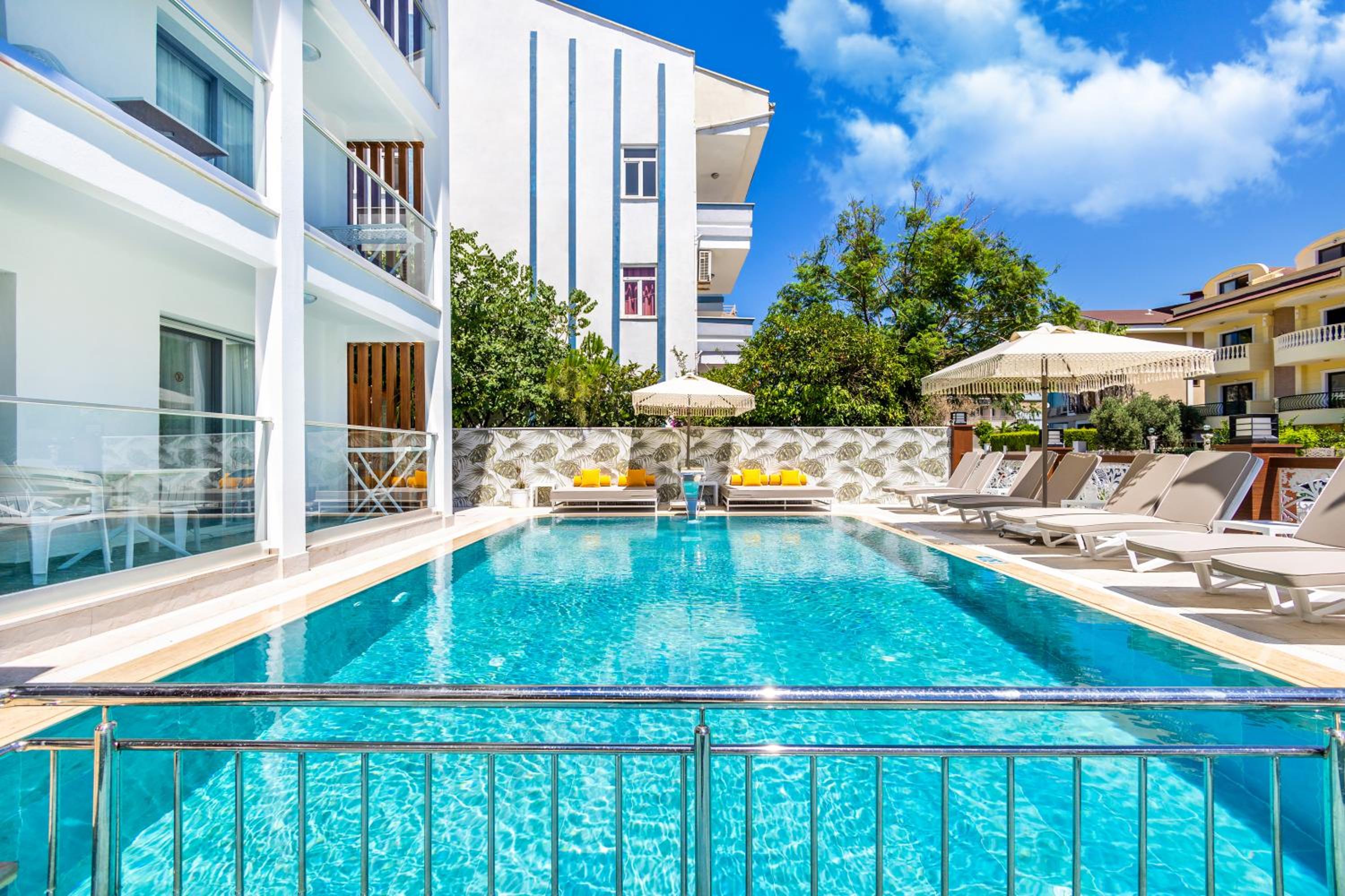 Princess Kinli Suites Hotel - Image 42