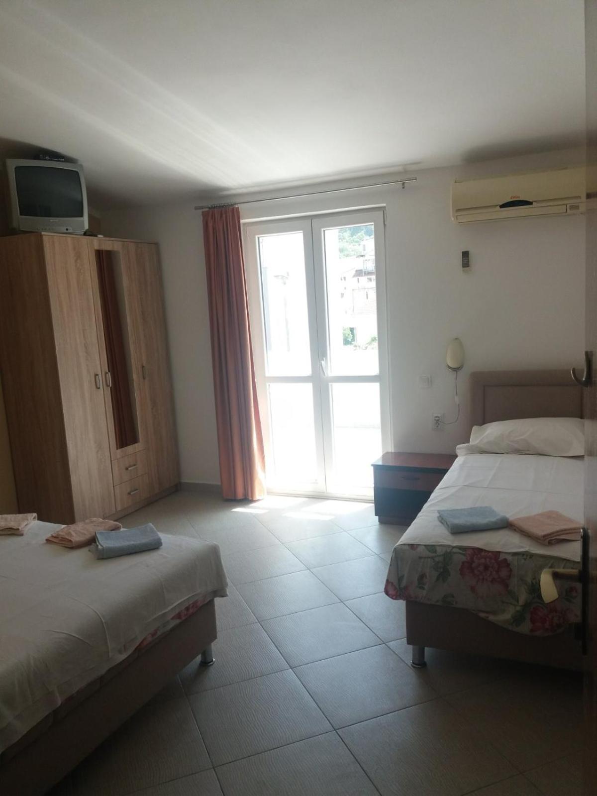 Mirko Apartments Budva