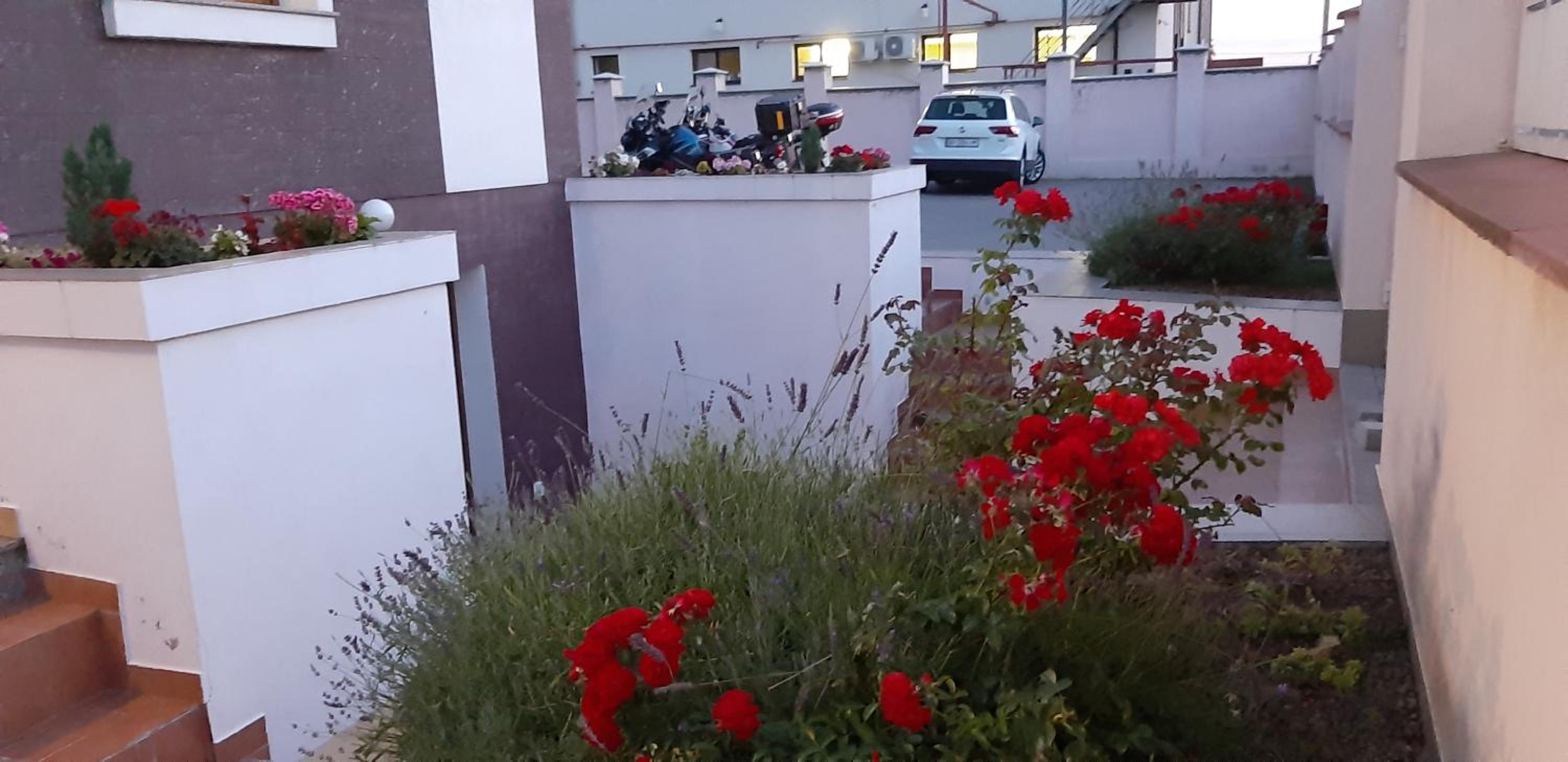 Vila Family view 4