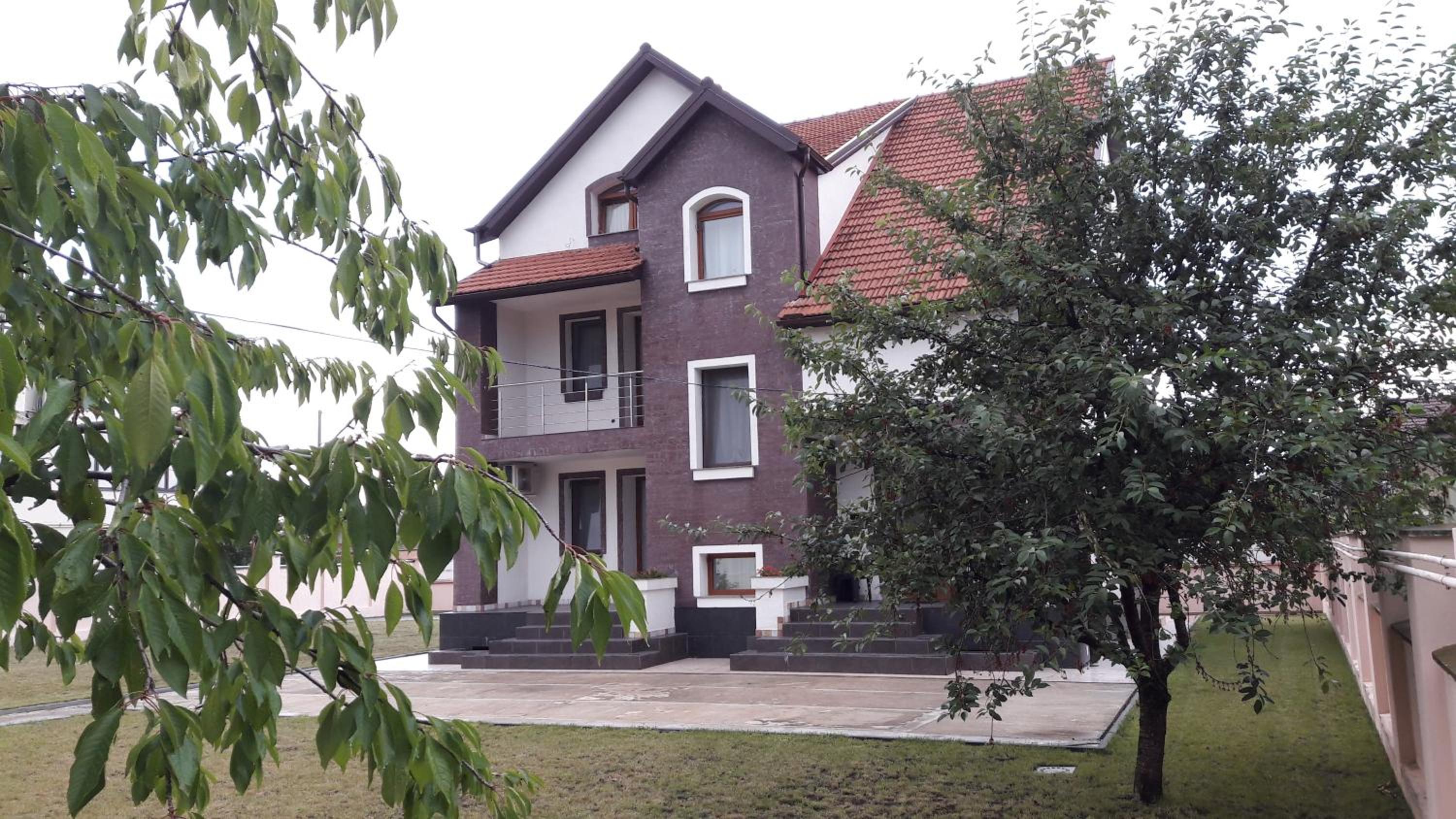 Vila Family view 3