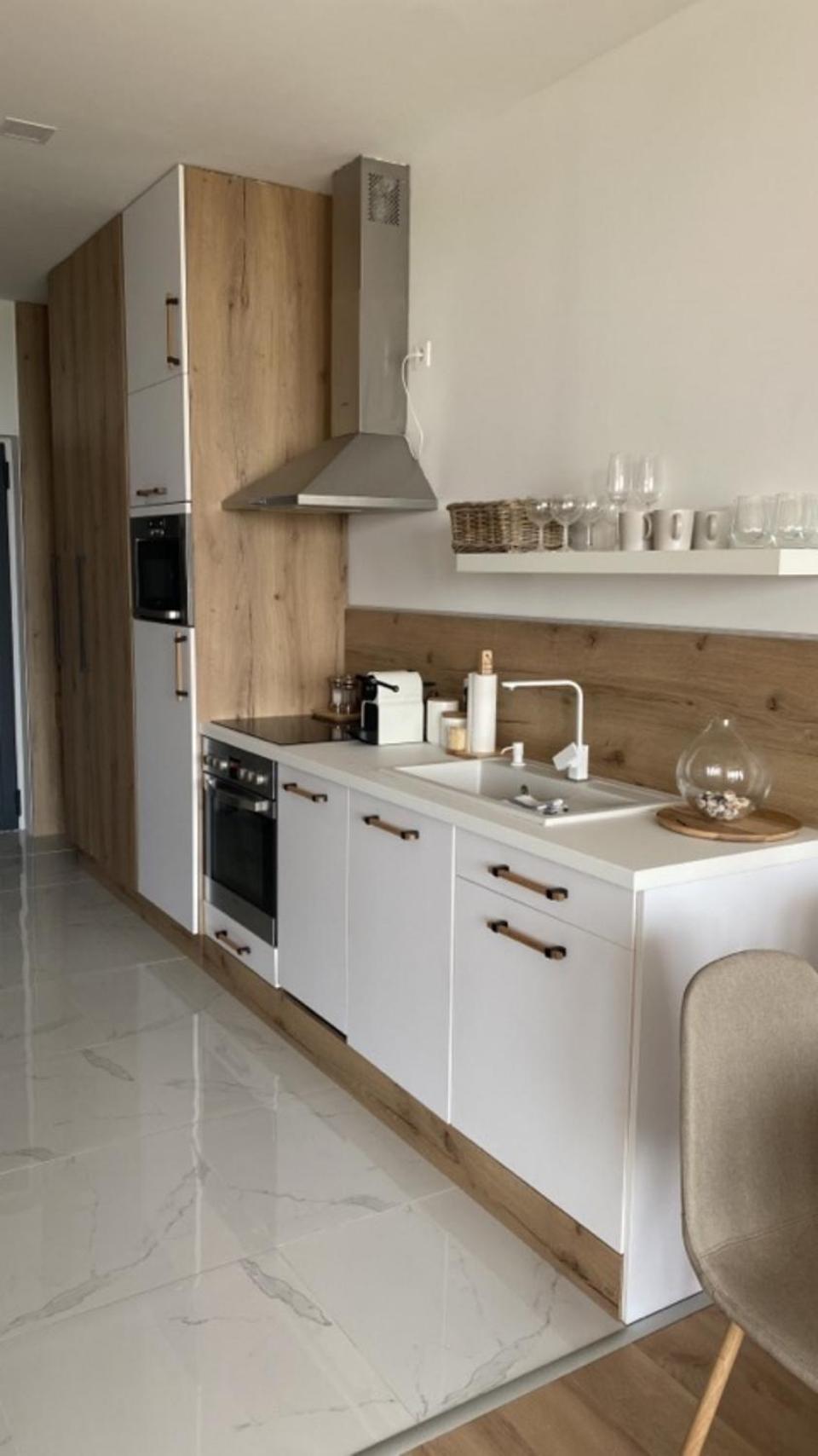 Lakeview Apartman view 3