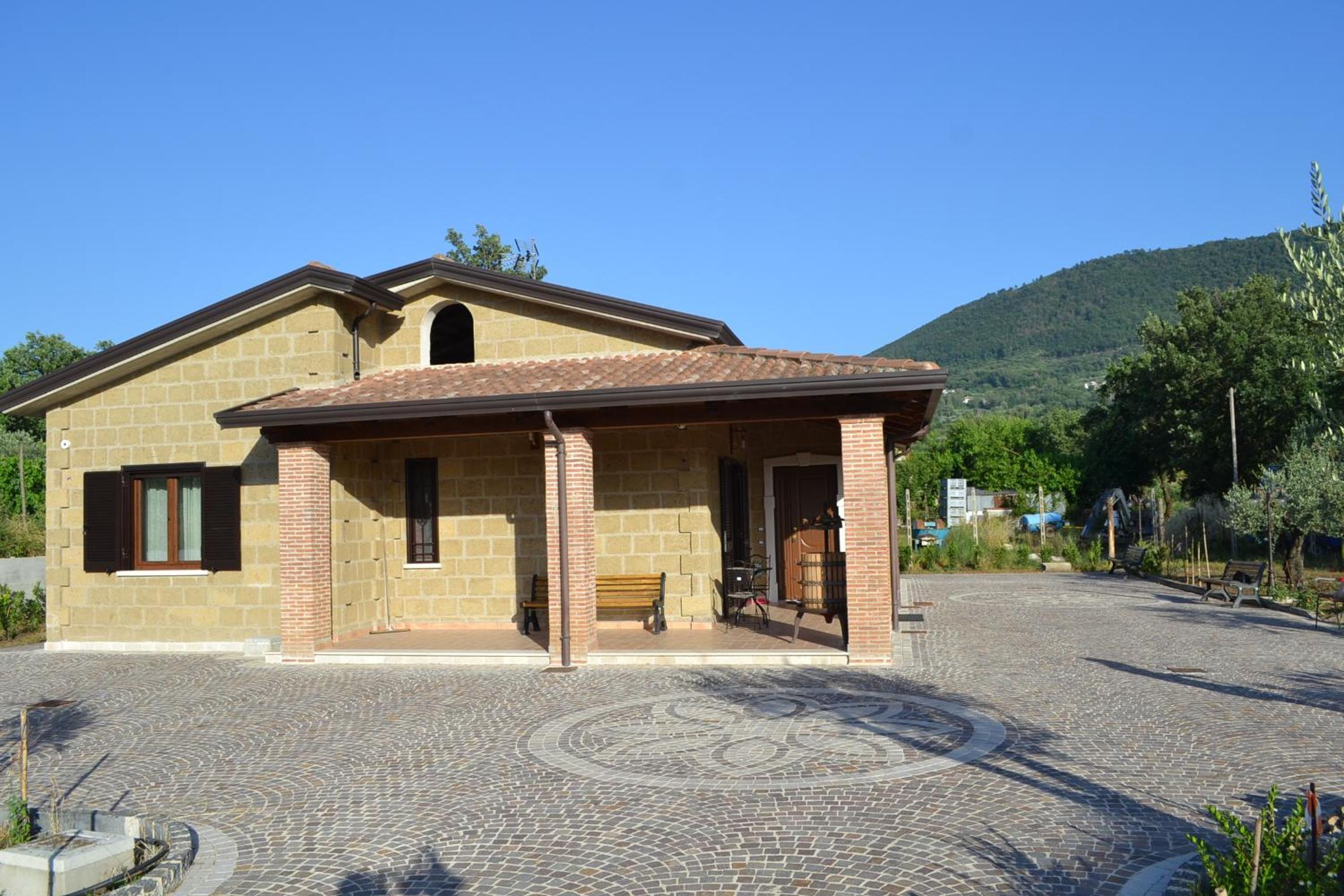 Photo 14
