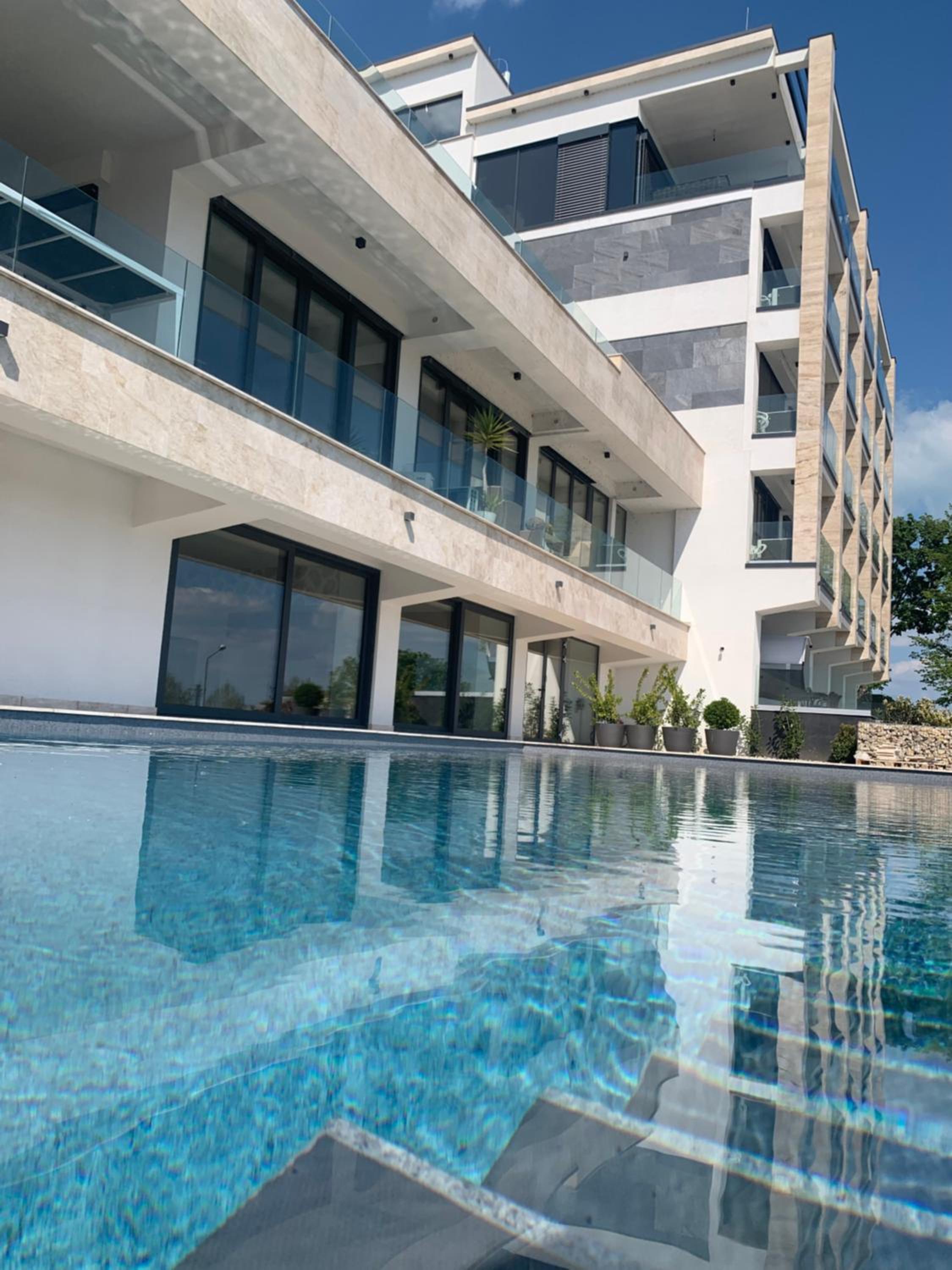 Hotel Lakeview Apartman