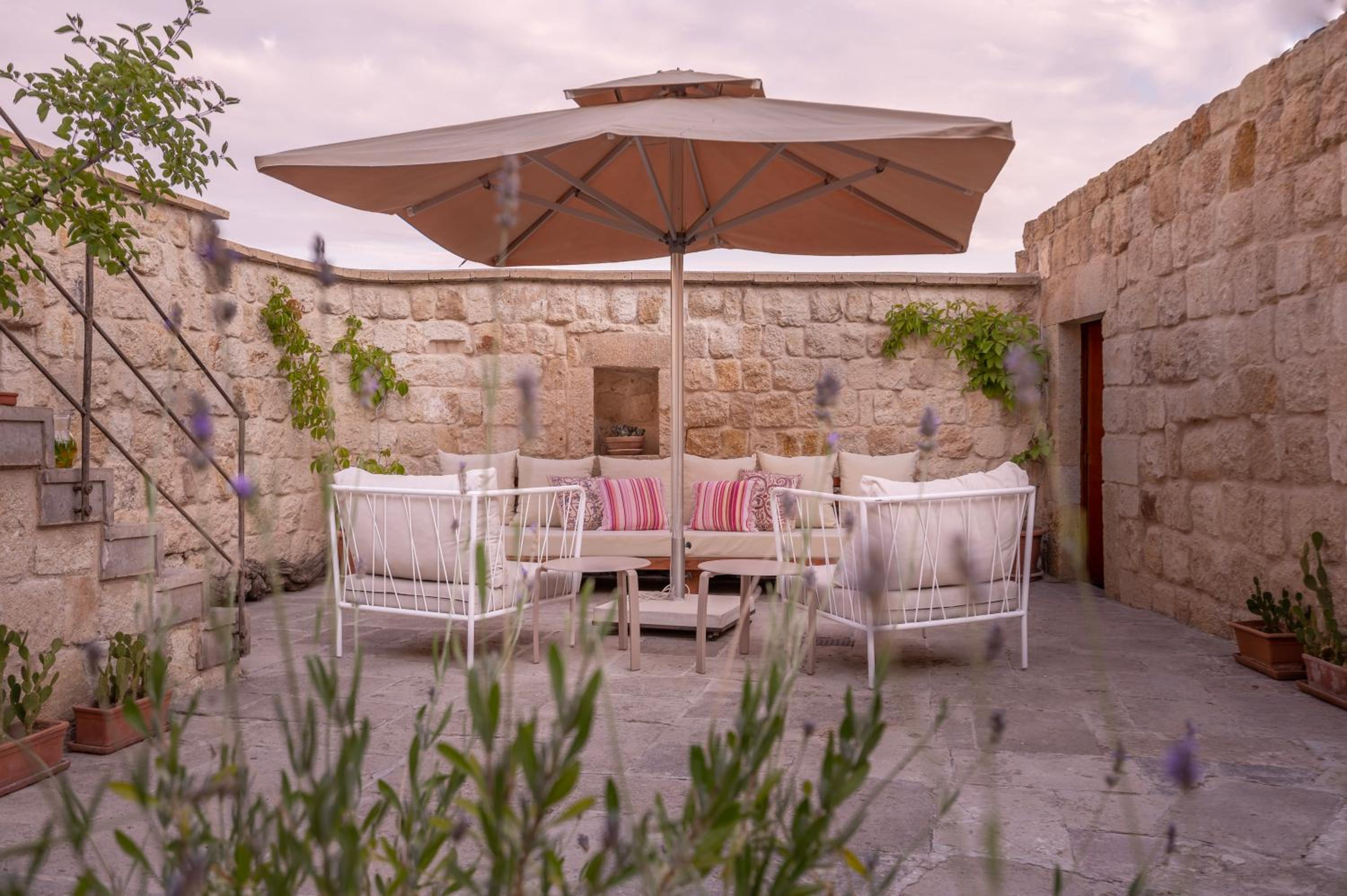 Serinn House