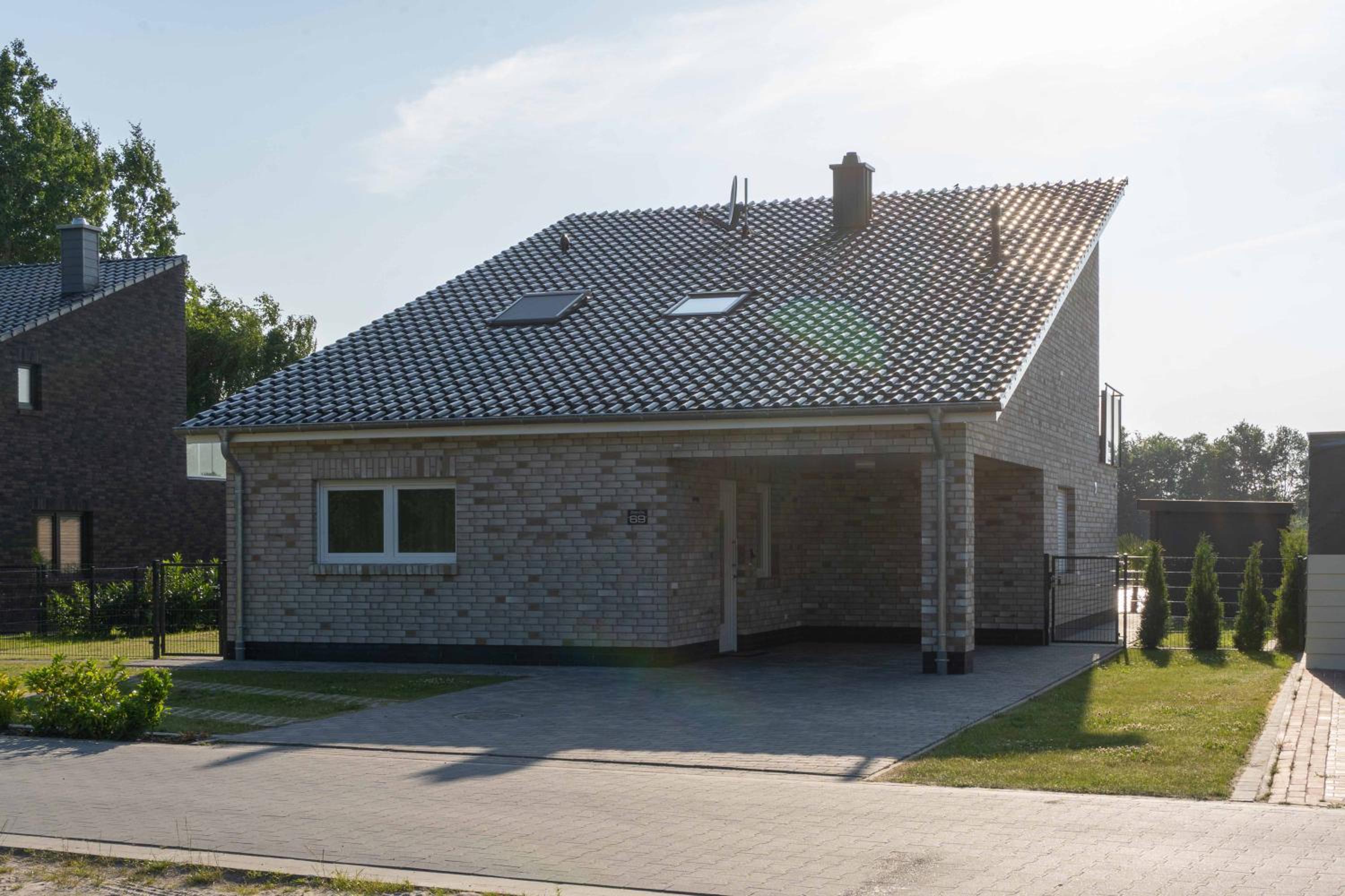 Seevilla am See mit Sauna, Kamin, privatem Steg und Seezugang
